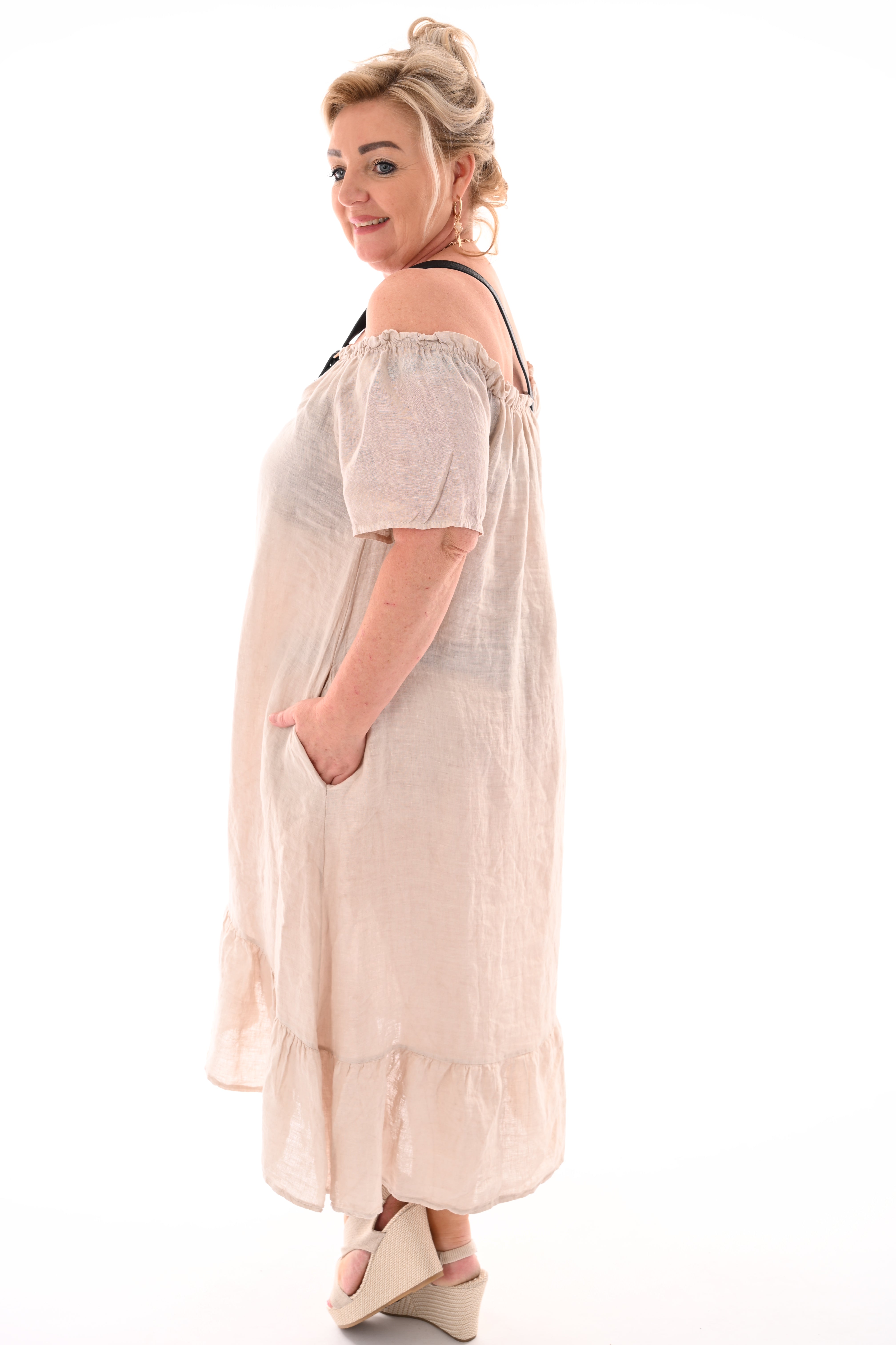 Jurk gesmockte randen korte mouwen uni beige