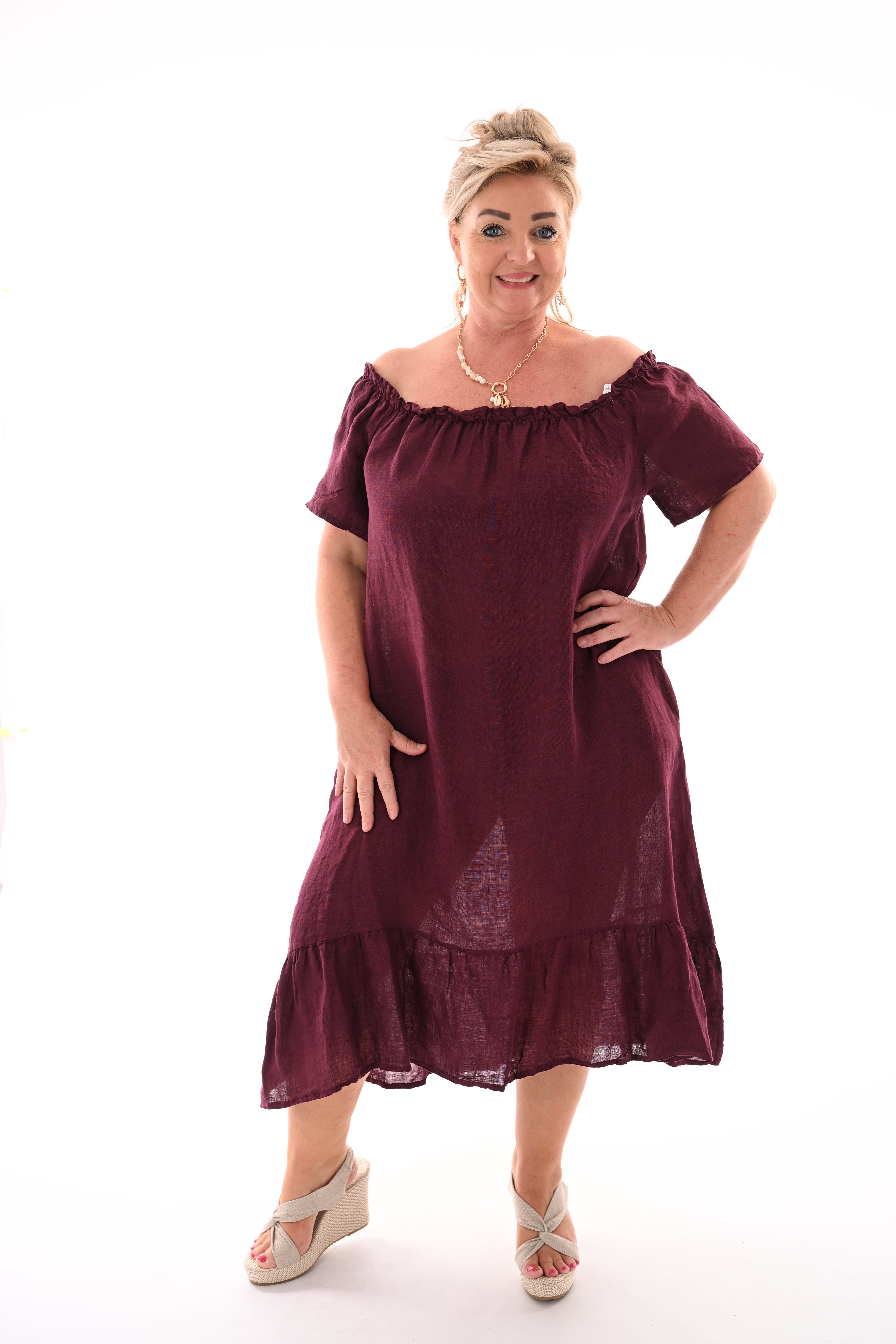 Jurk gesmockte randen korte mouwen uni aubergine