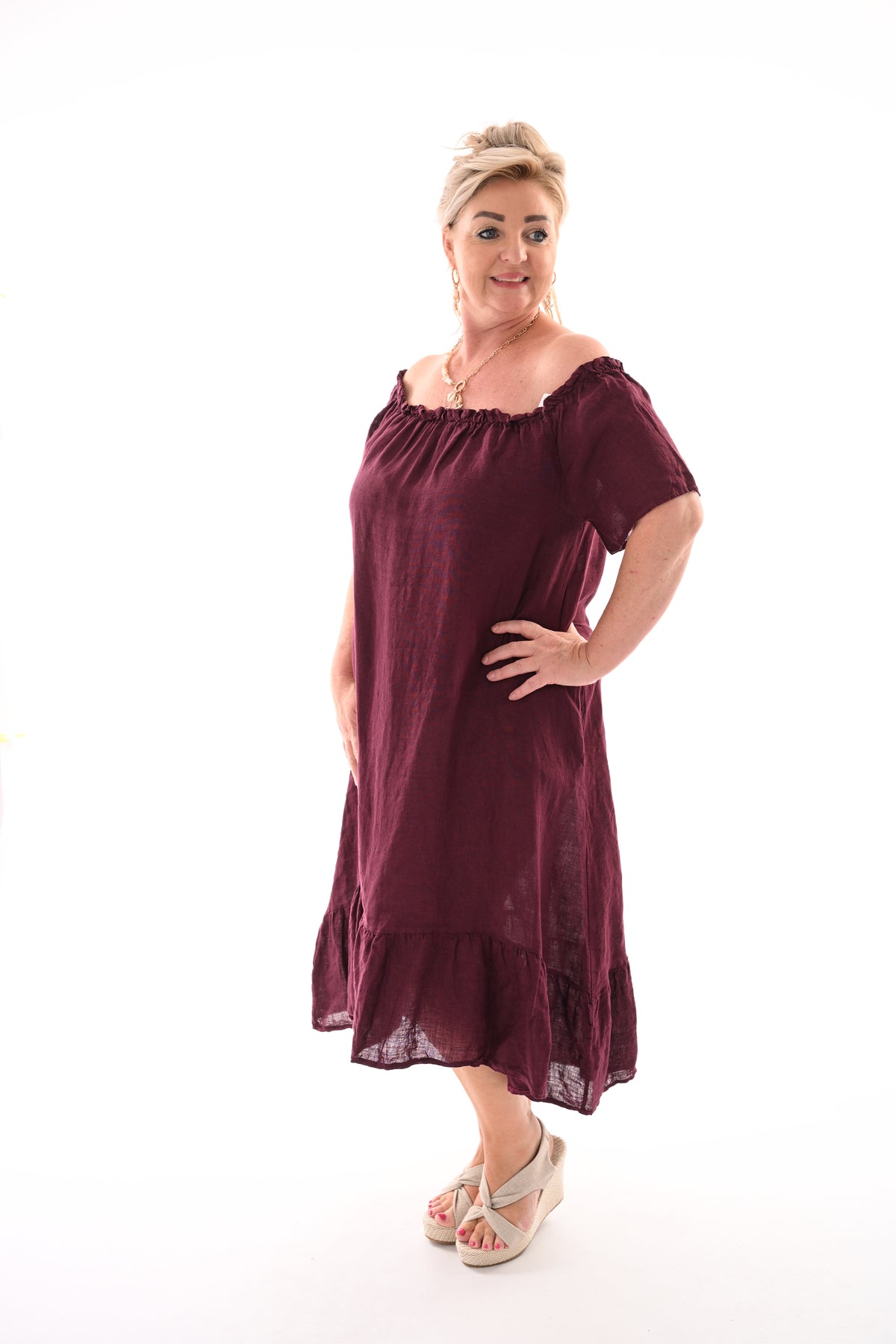 Jurk gesmockte randen korte mouwen uni aubergine