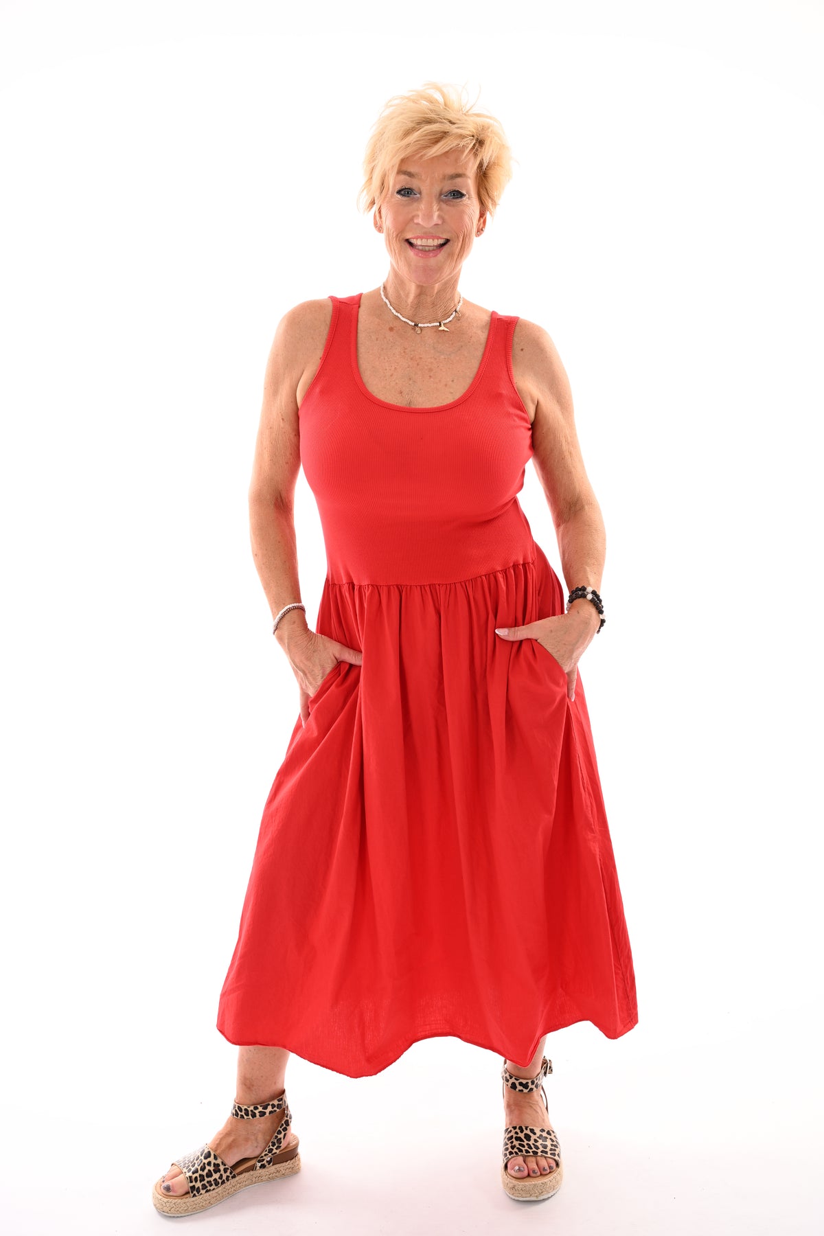 Basic jurk mouwloos uni rood