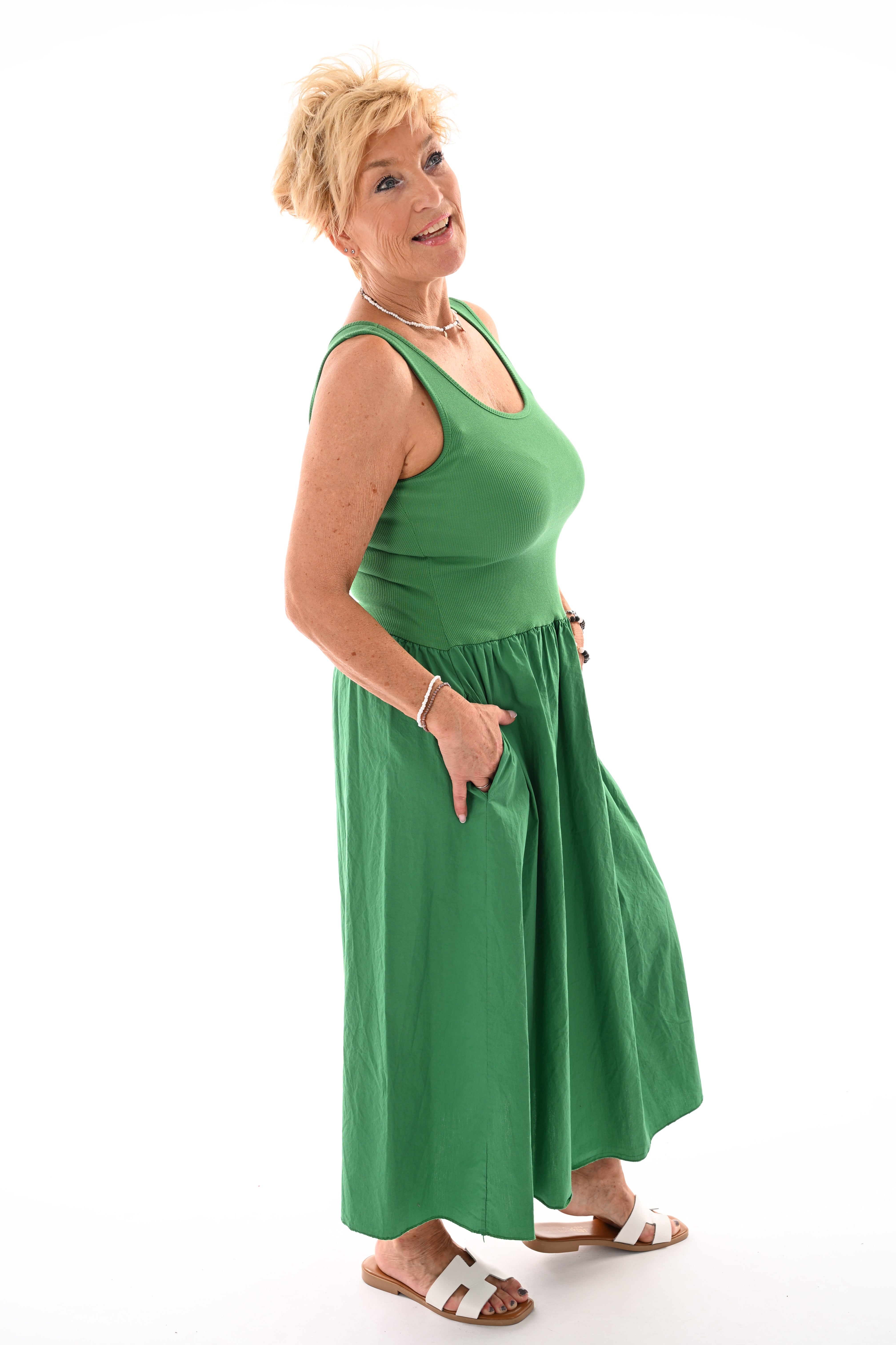 Basic jurk mouwloos uni groen