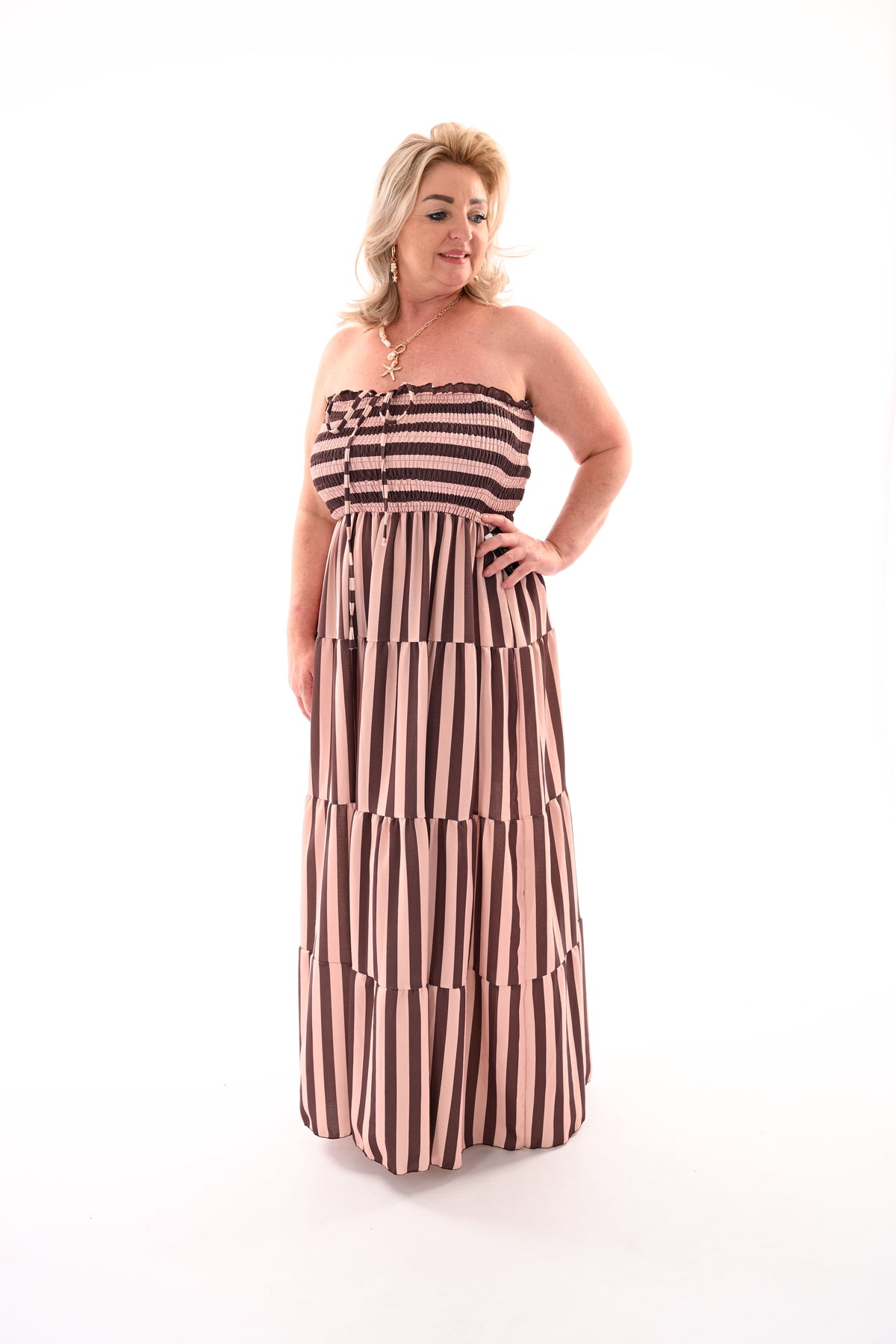 Off-shoulder jurk strepen en stroken bruin/beige