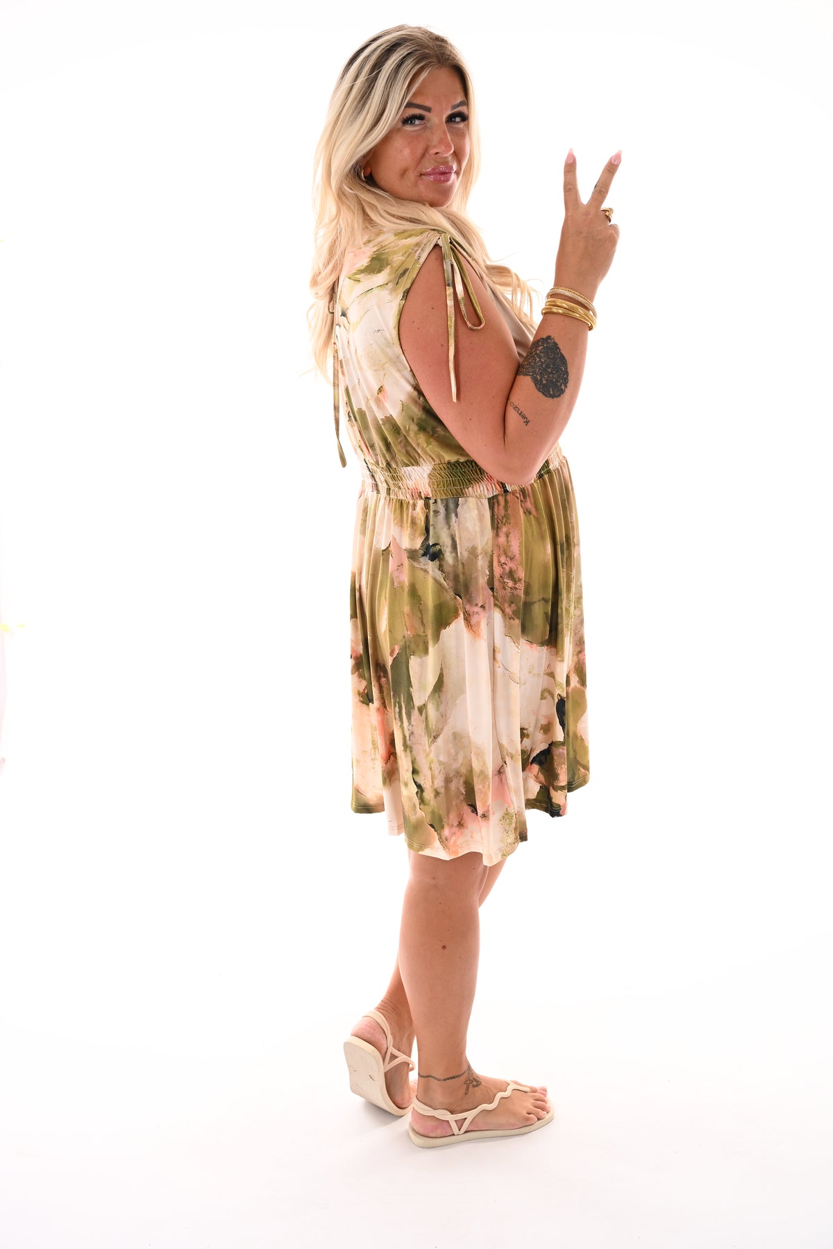 Korte jurk magic print bloemen tie dye lime