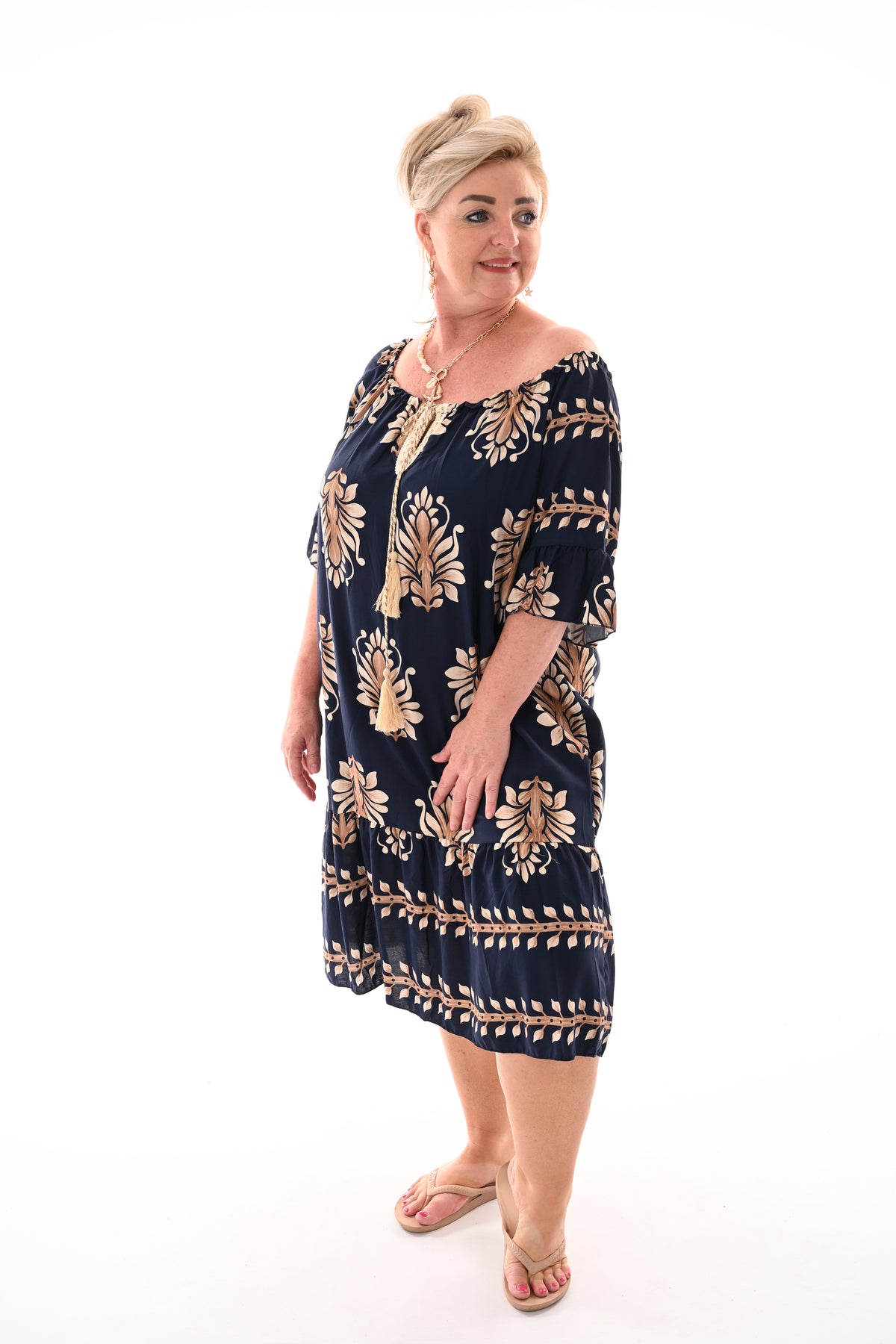Off-shoulder jurk barok trompetmouwen marineblauw