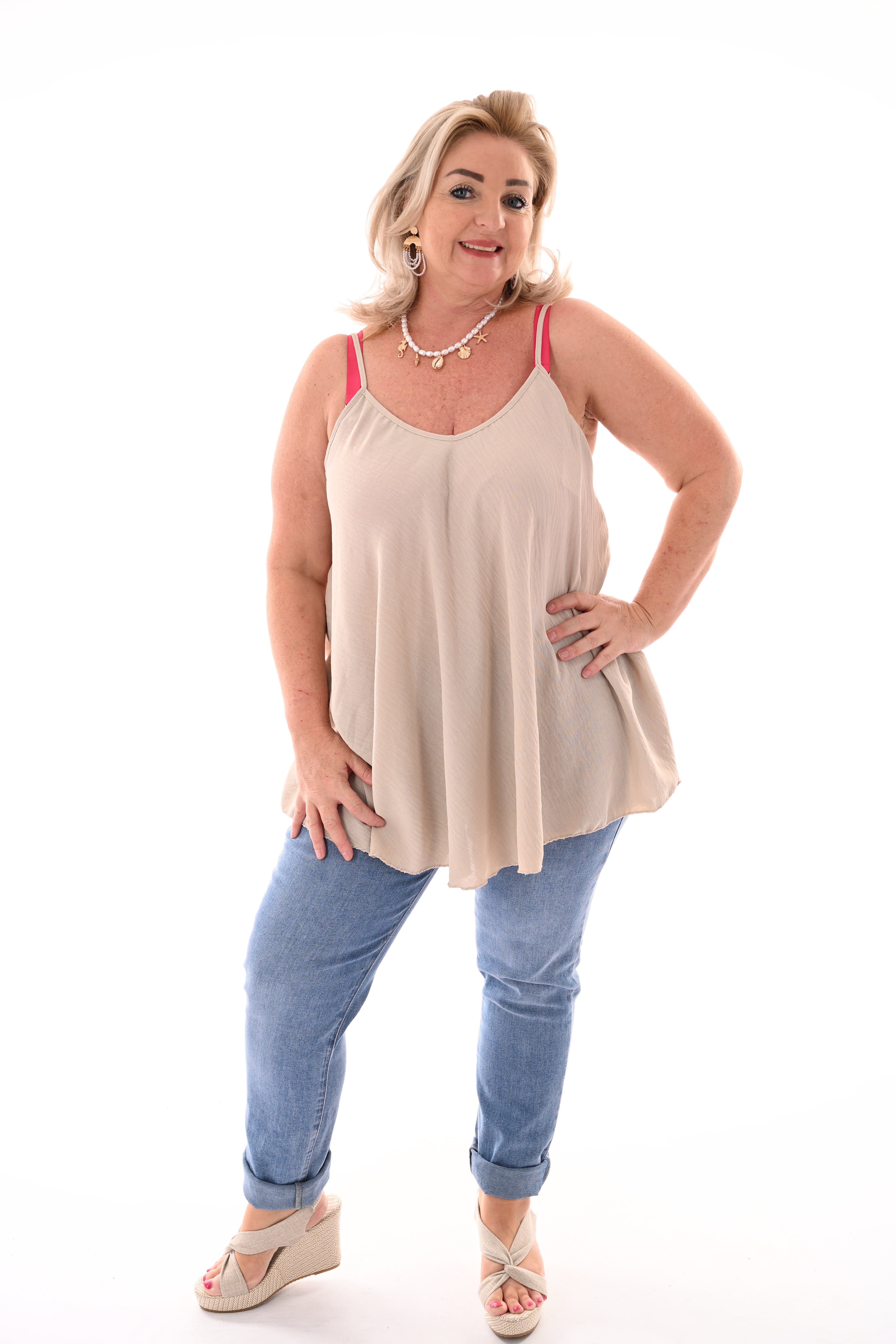 Basic hemdje v-hals beige