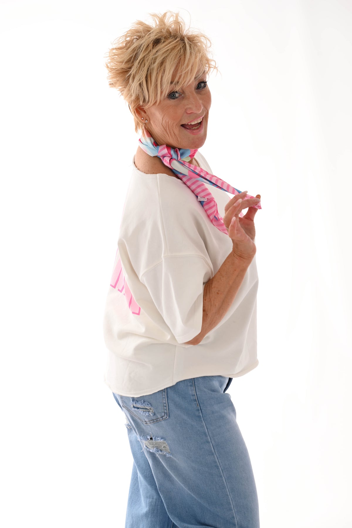 Sweater korte mouwen rafels roomwit