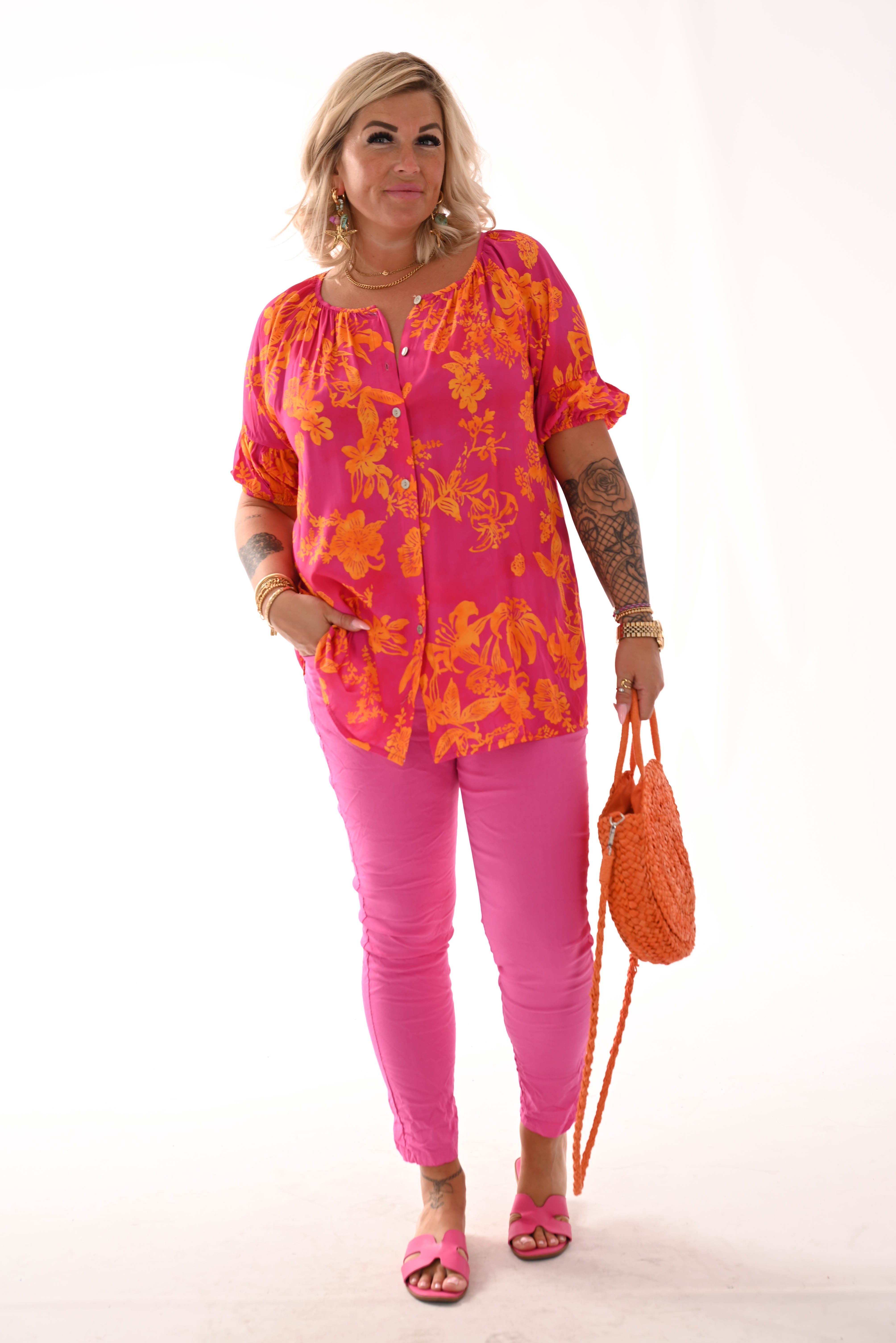 Doorknoop top pofmouwen bloemenprint fuchsia/oranje