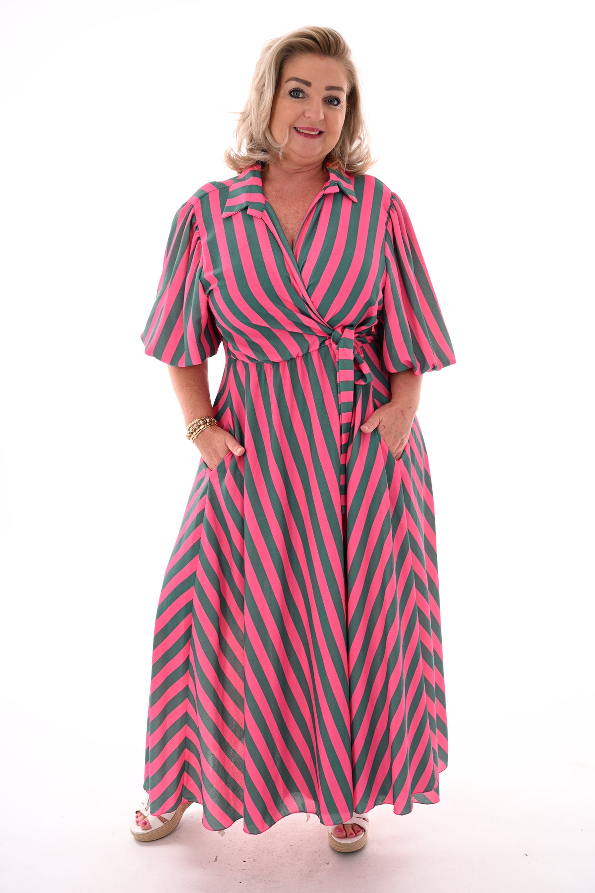 Maxi overslag jurk pofmouwen strepen roze/groen