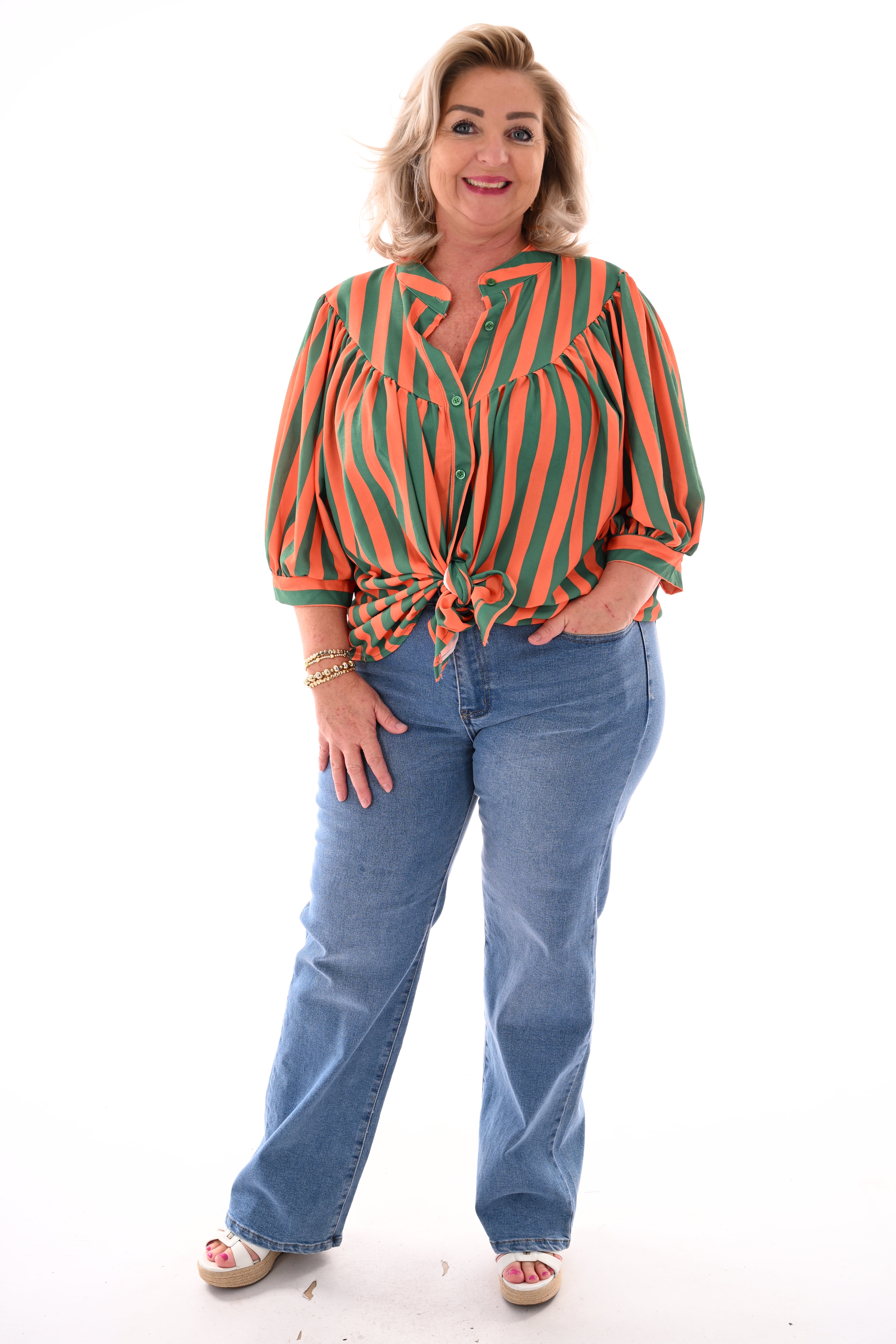 Doorknoop blouse pofmouwen strepen groen/oranje