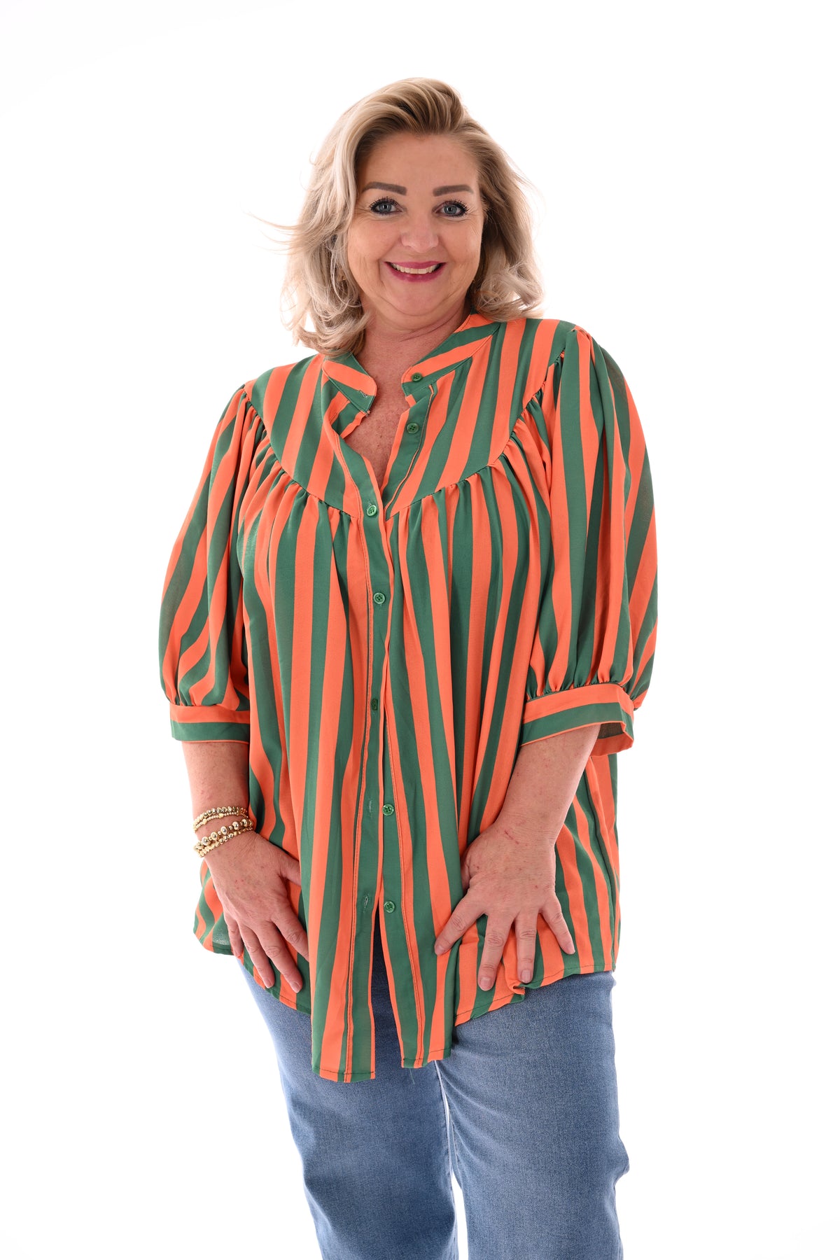 Doorknoop blouse pofmouwen strepen groen/oranje