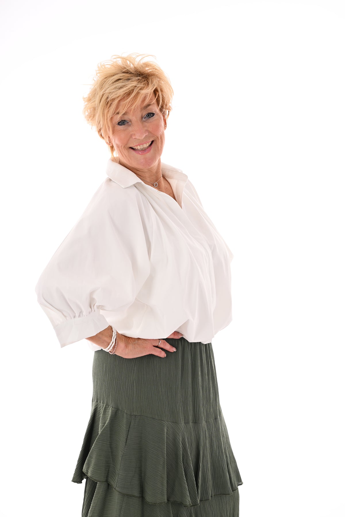 Cropped blouse wit