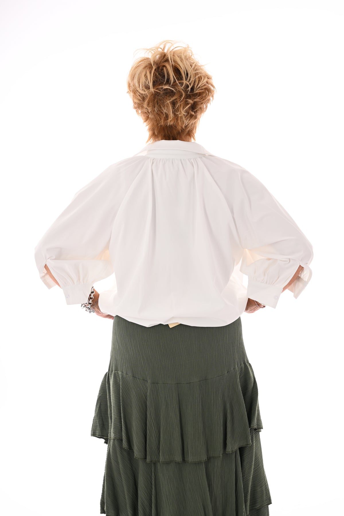 Cropped blouse wit