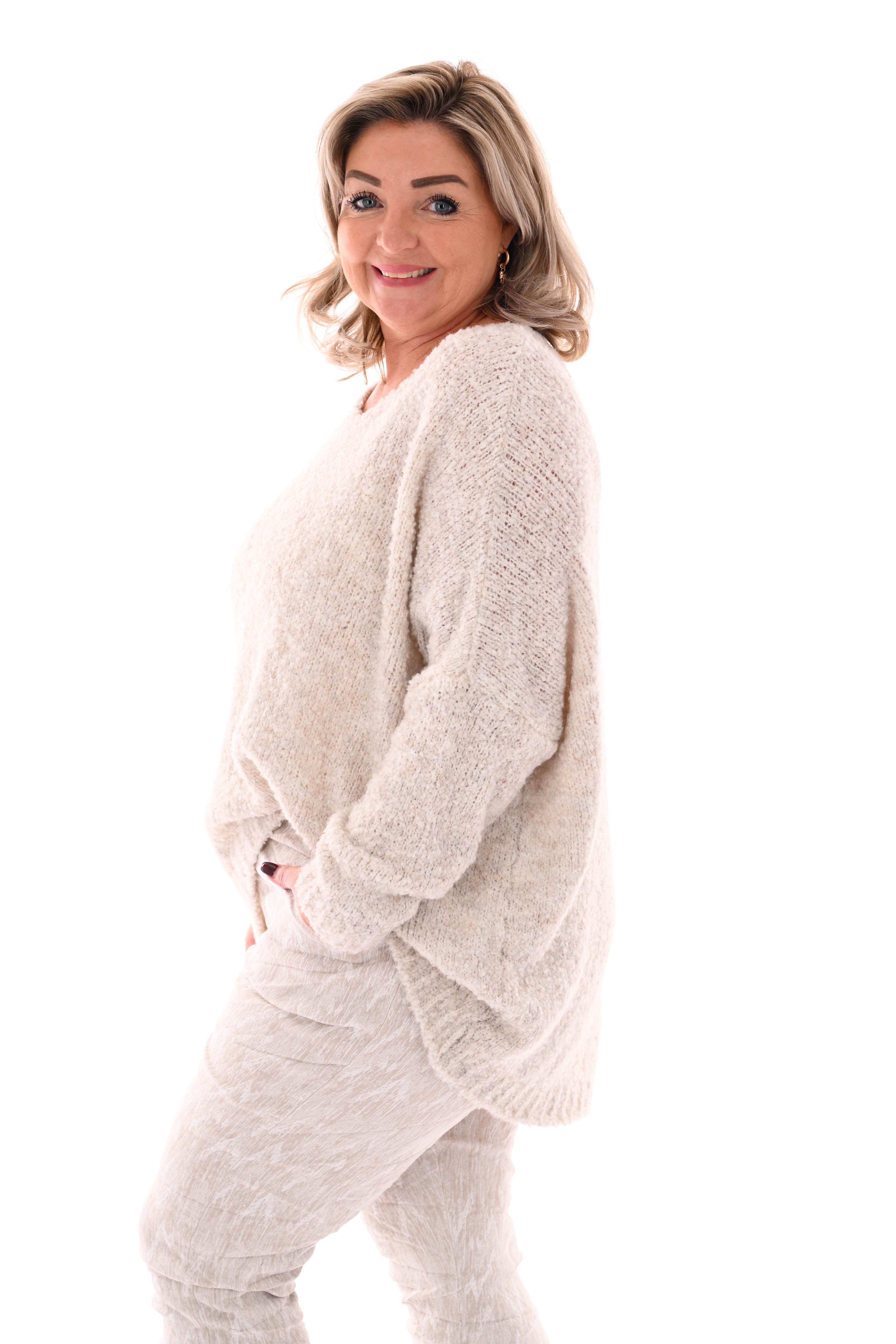 Grof gebreide boucle trui v-hals uni beige