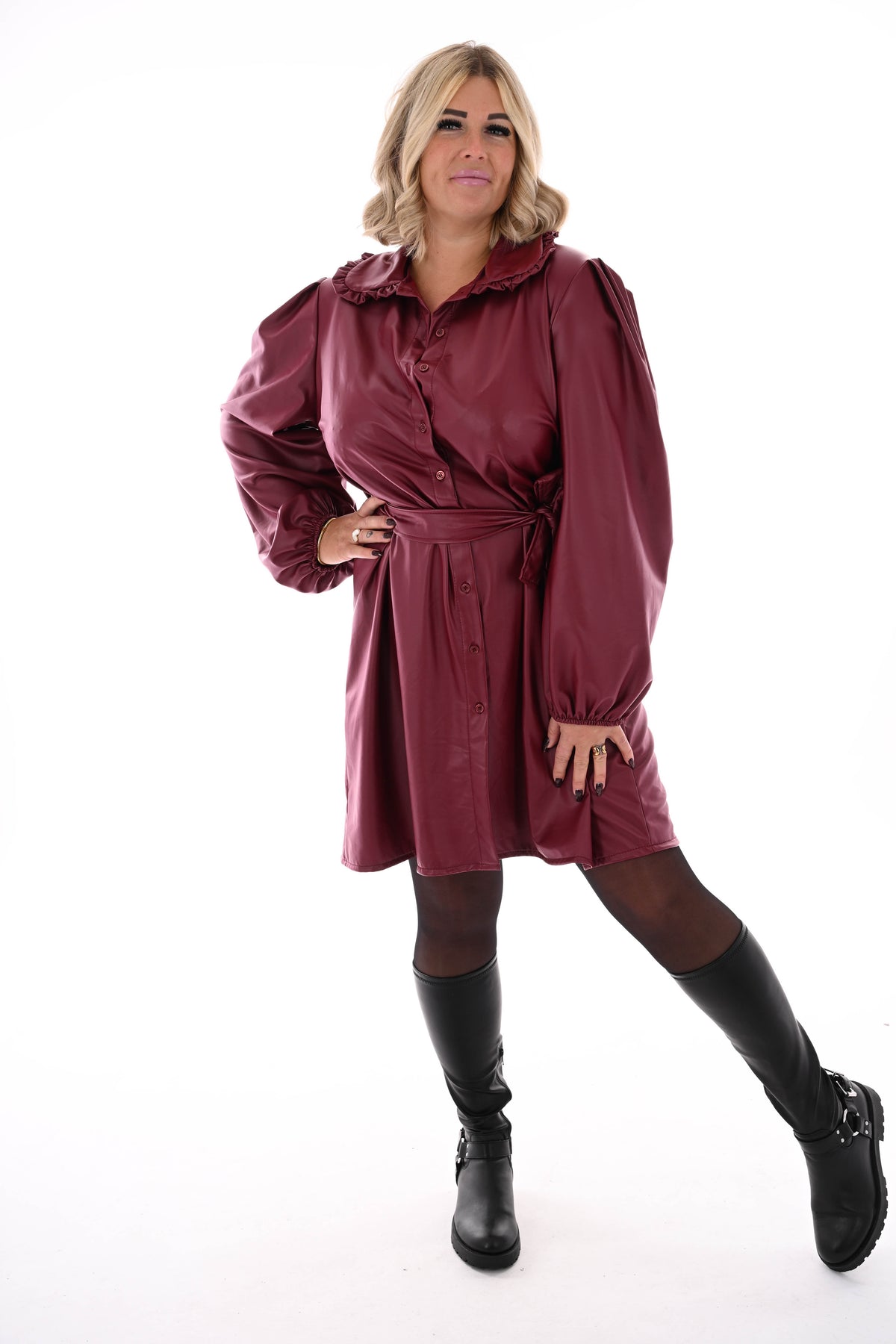 Leatherlook doorknoop jurk met ceintuur bordeaux
