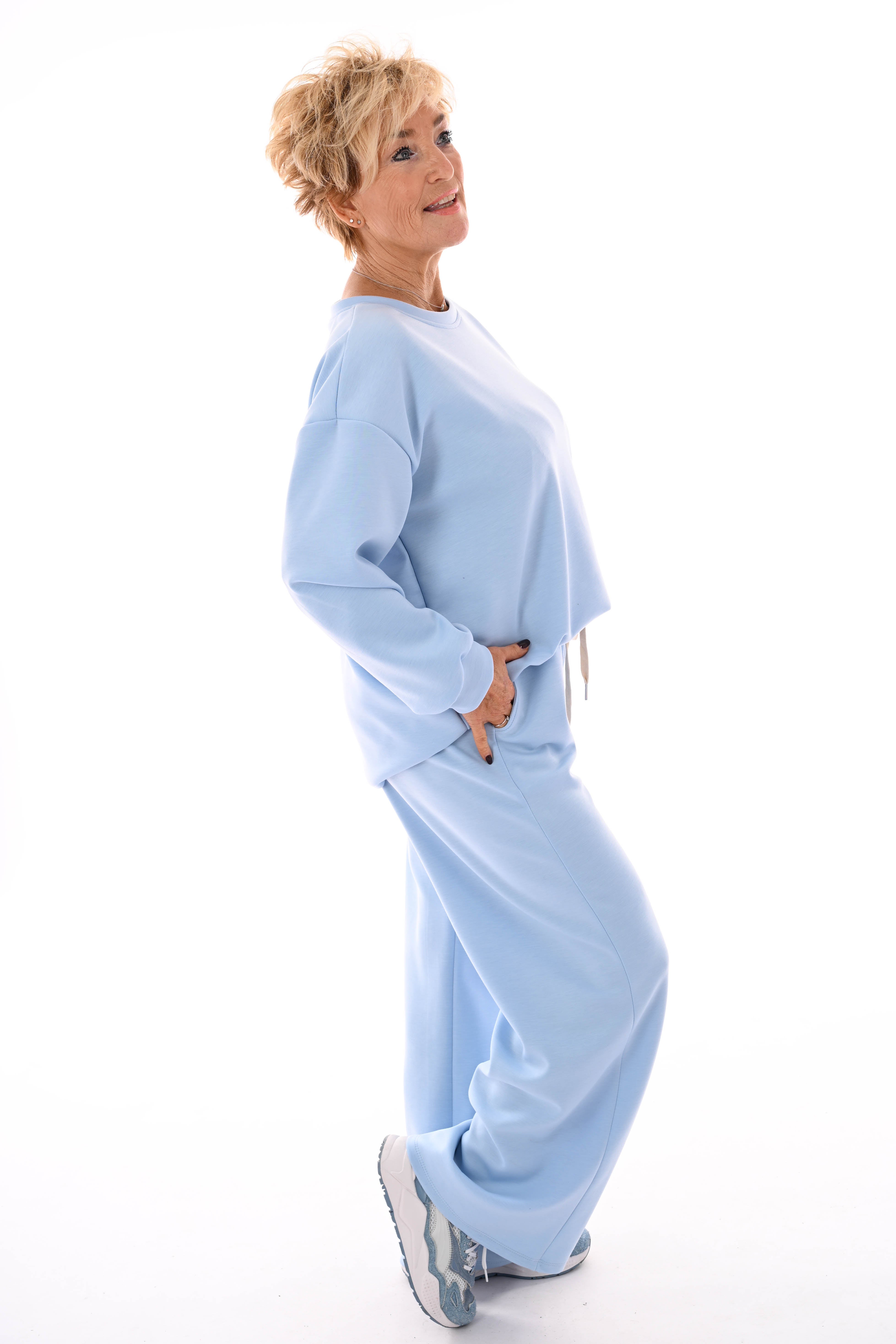 Tweedelig pak wijde broek applicatie lichtblauw