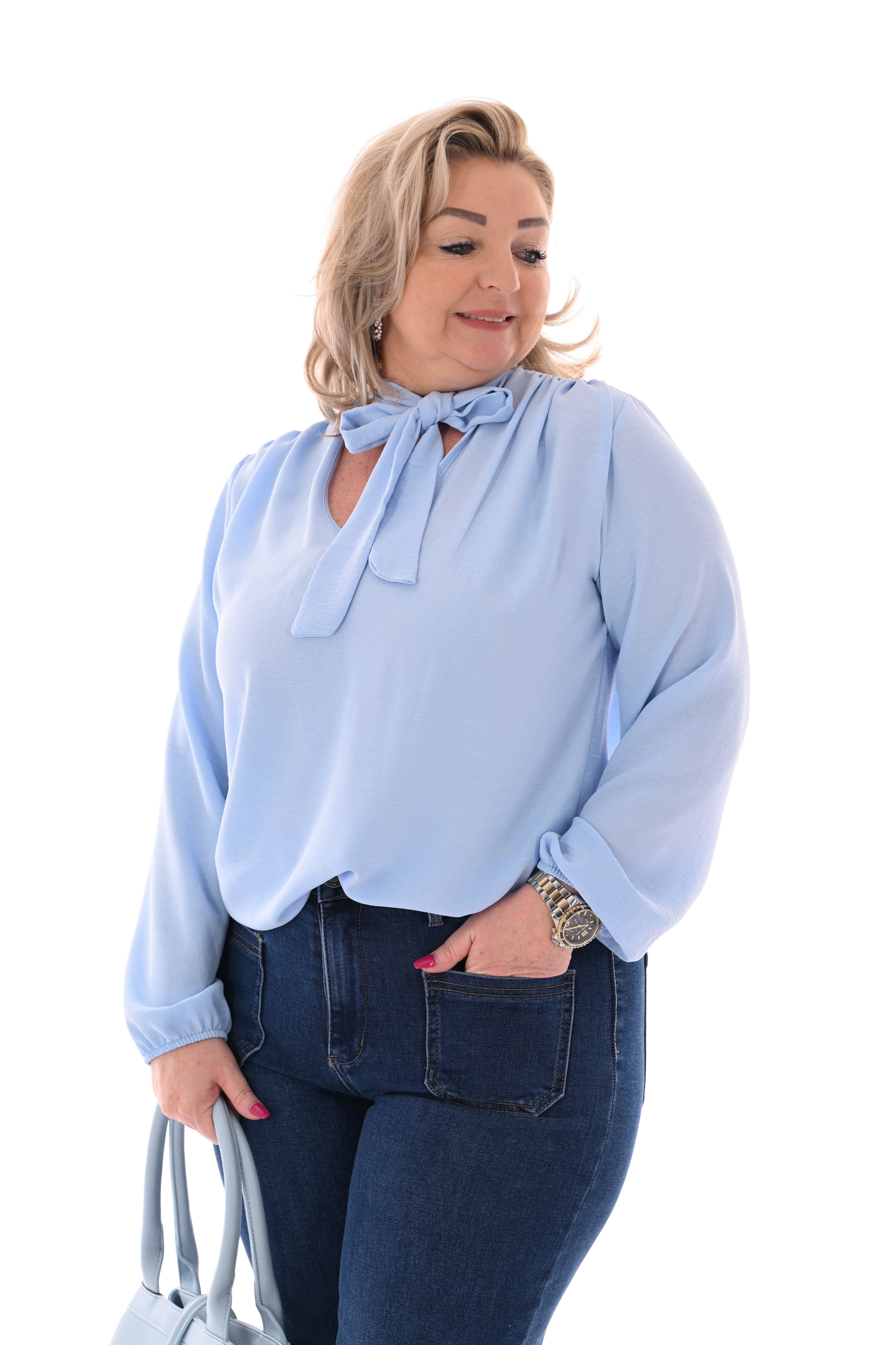 Top lange mouwen met strik lichtblauw