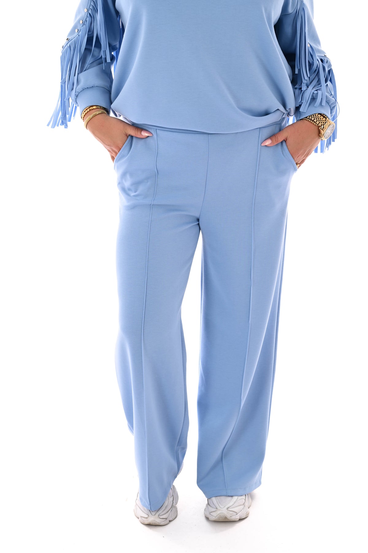 Wijde joggingsbroek met naad uni lichtblauw