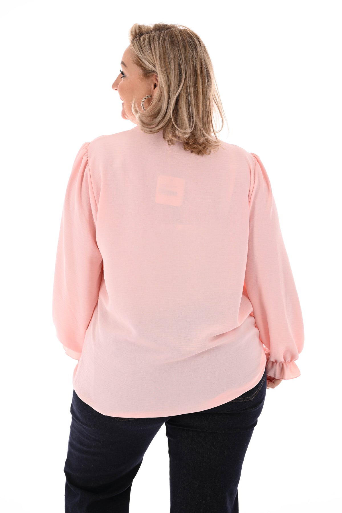 Top roezelmouwen met hals detail uni lichtroze