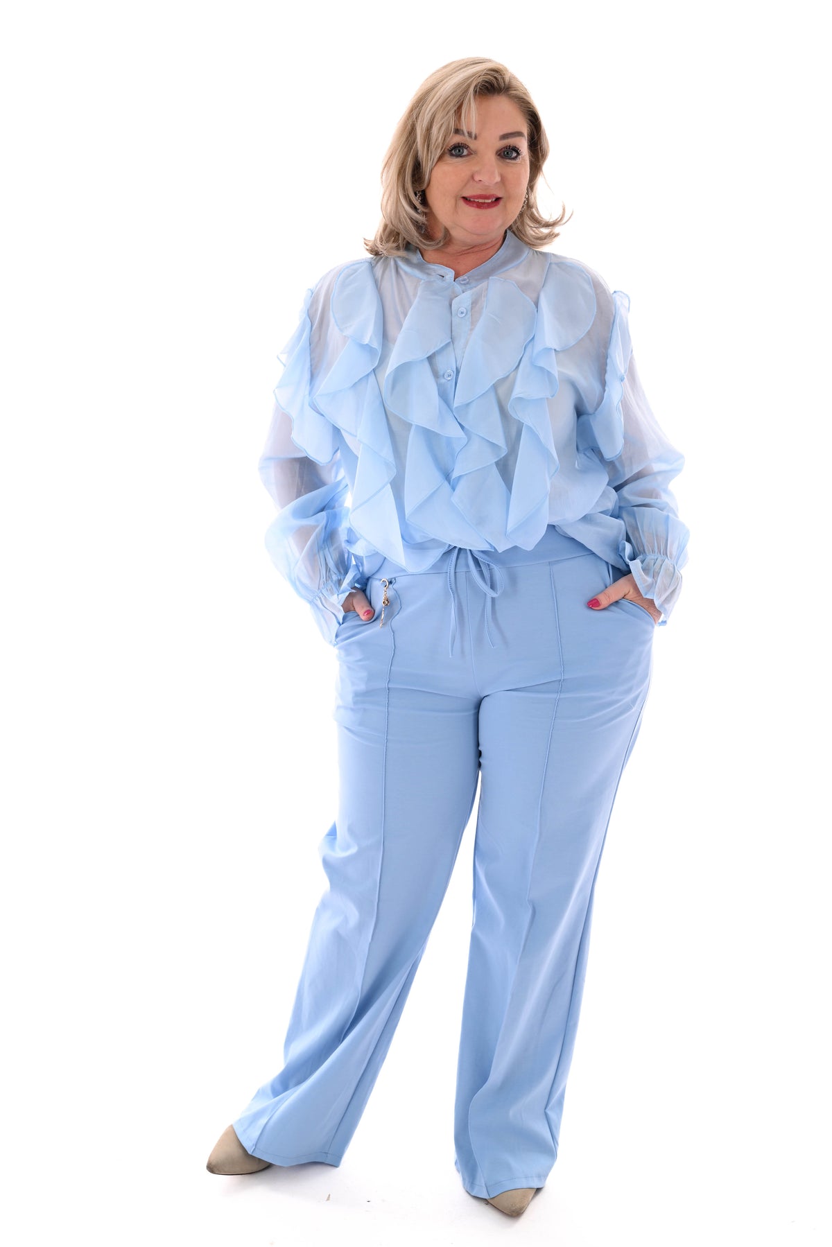 Wijde broek met brede elastieken band lichtblauw