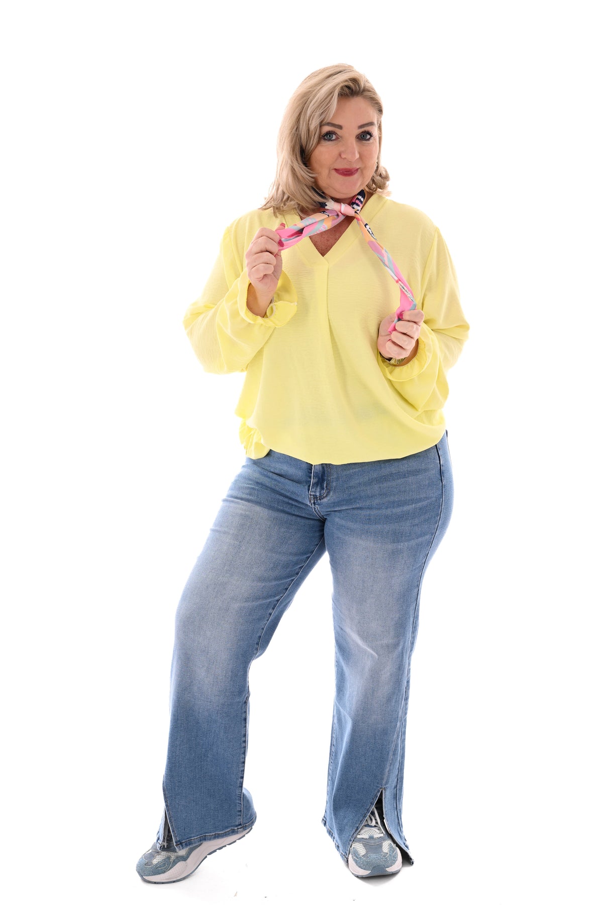 Top trompetmouwen v-hals uni geel