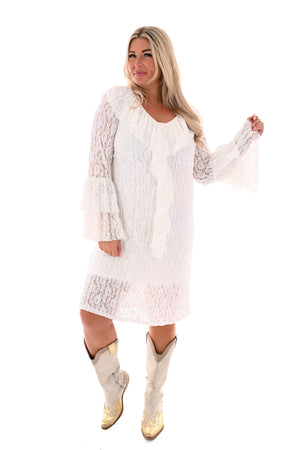 Kanten jurk 3/4e v-hals roezels roomwit