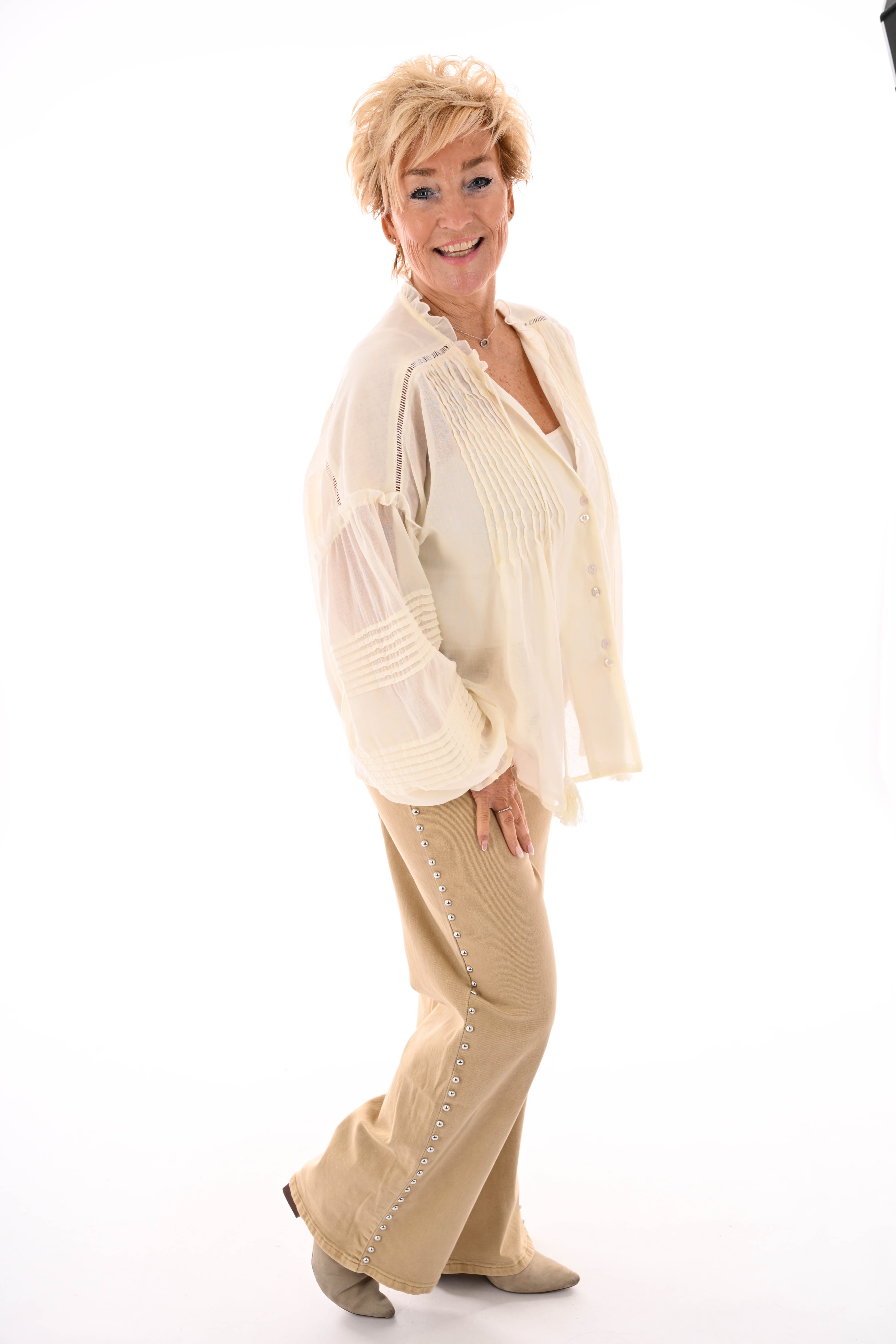 Blouse pofmouwen creme