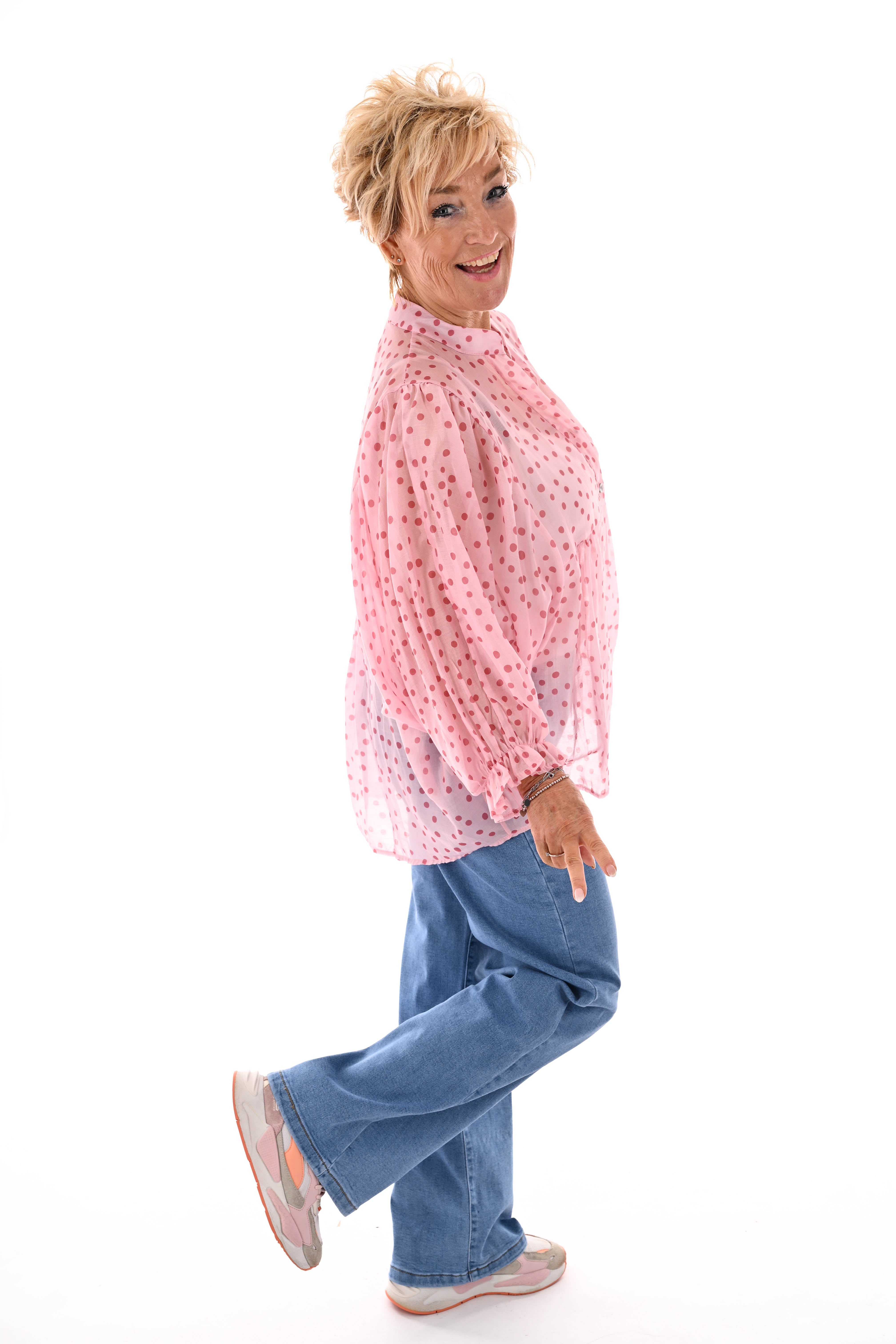 Blouse dots roezelmouwen lichtroze