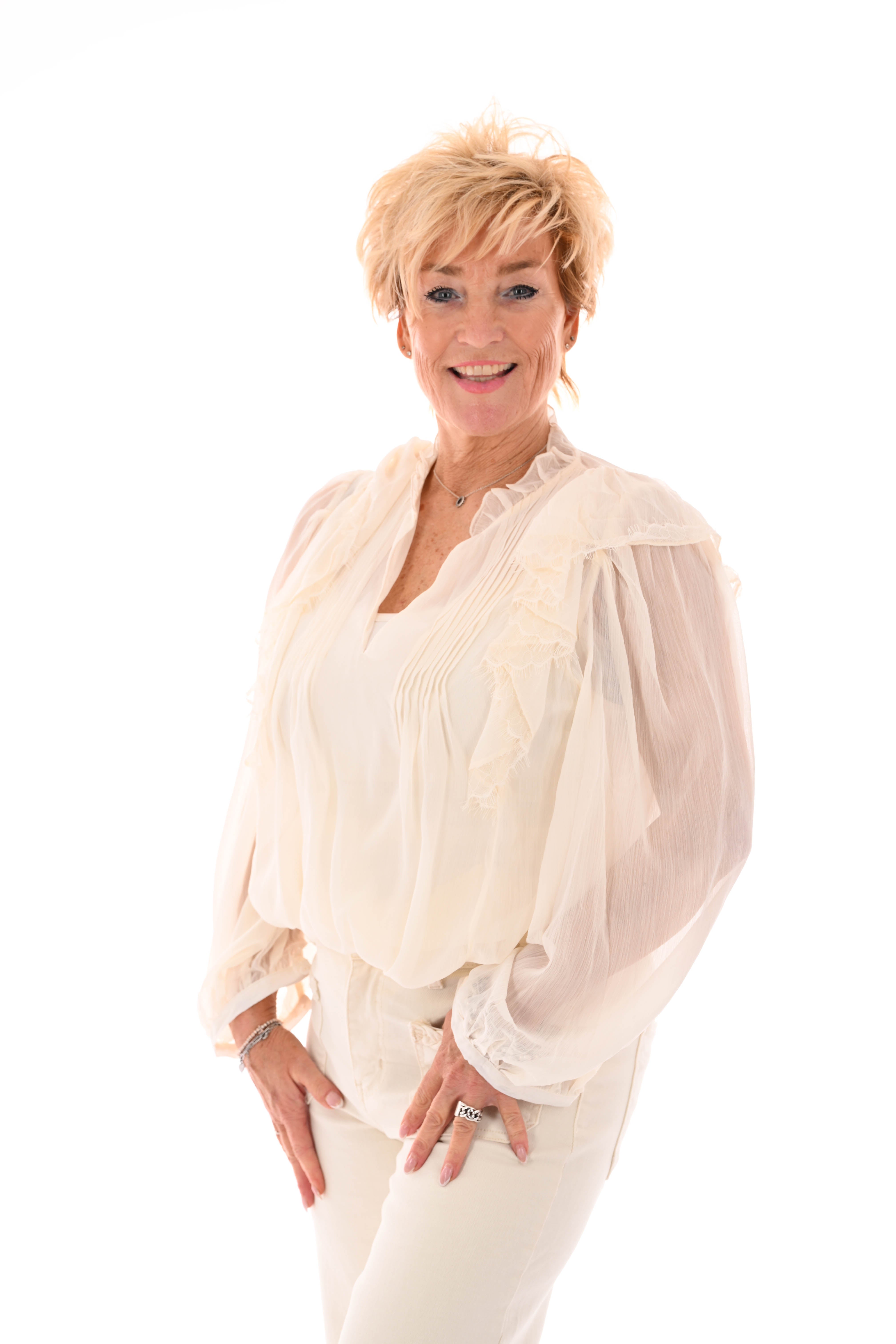 Blouse ruffels roomwit