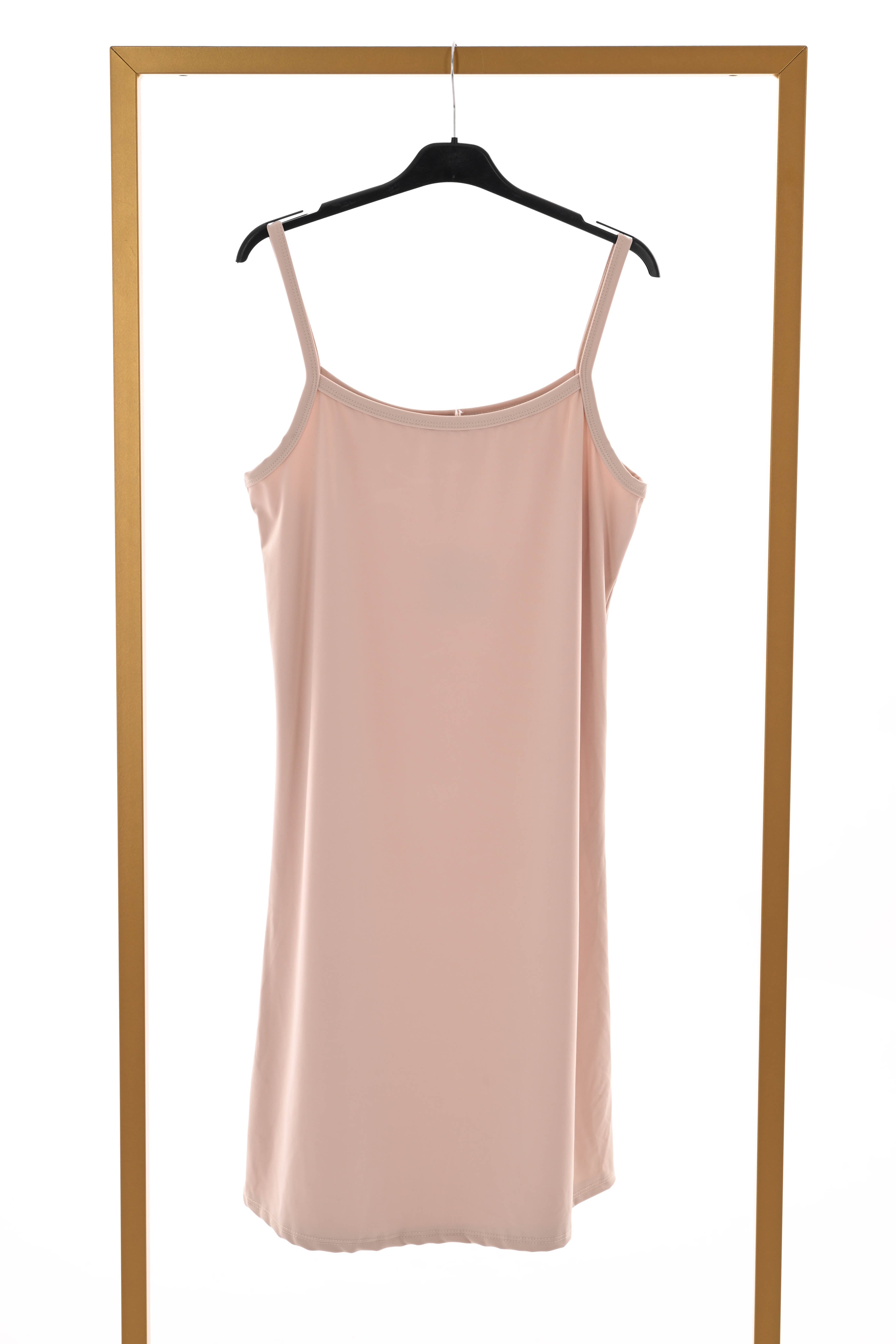 Onderjurkje met smalle bandjes beige