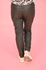 Leather look broek met riem legergroen