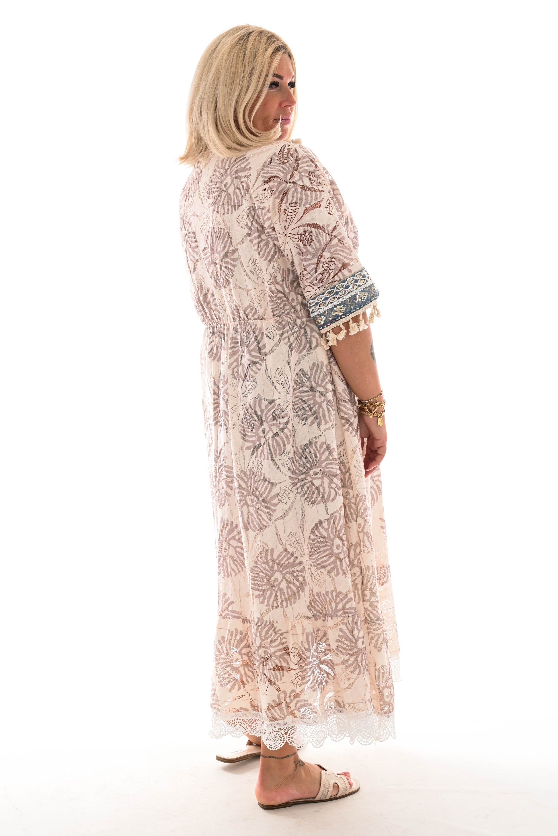 Bohemian dress v-hals beige