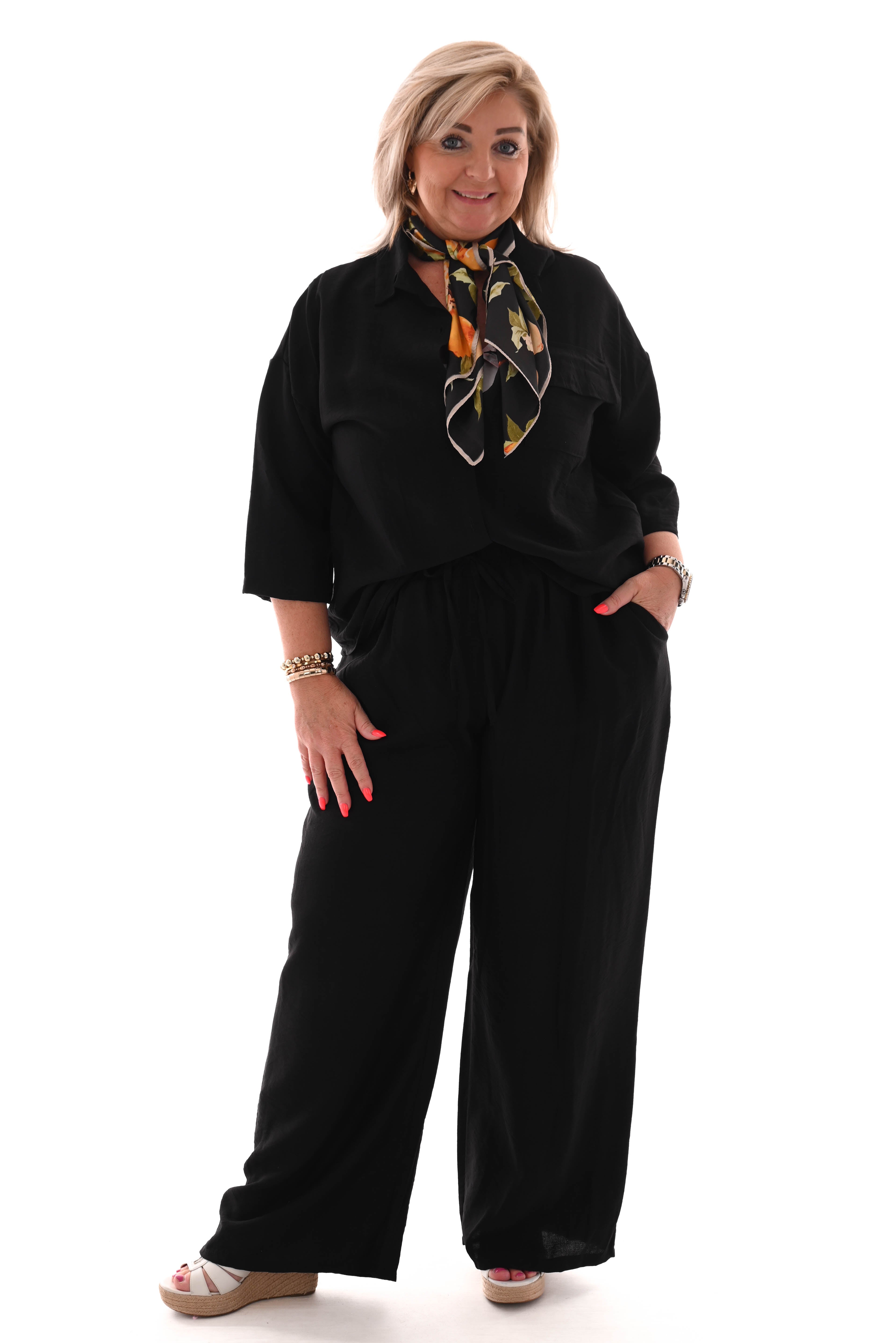 Tweedelig set blouse met borstzak uni zwart
