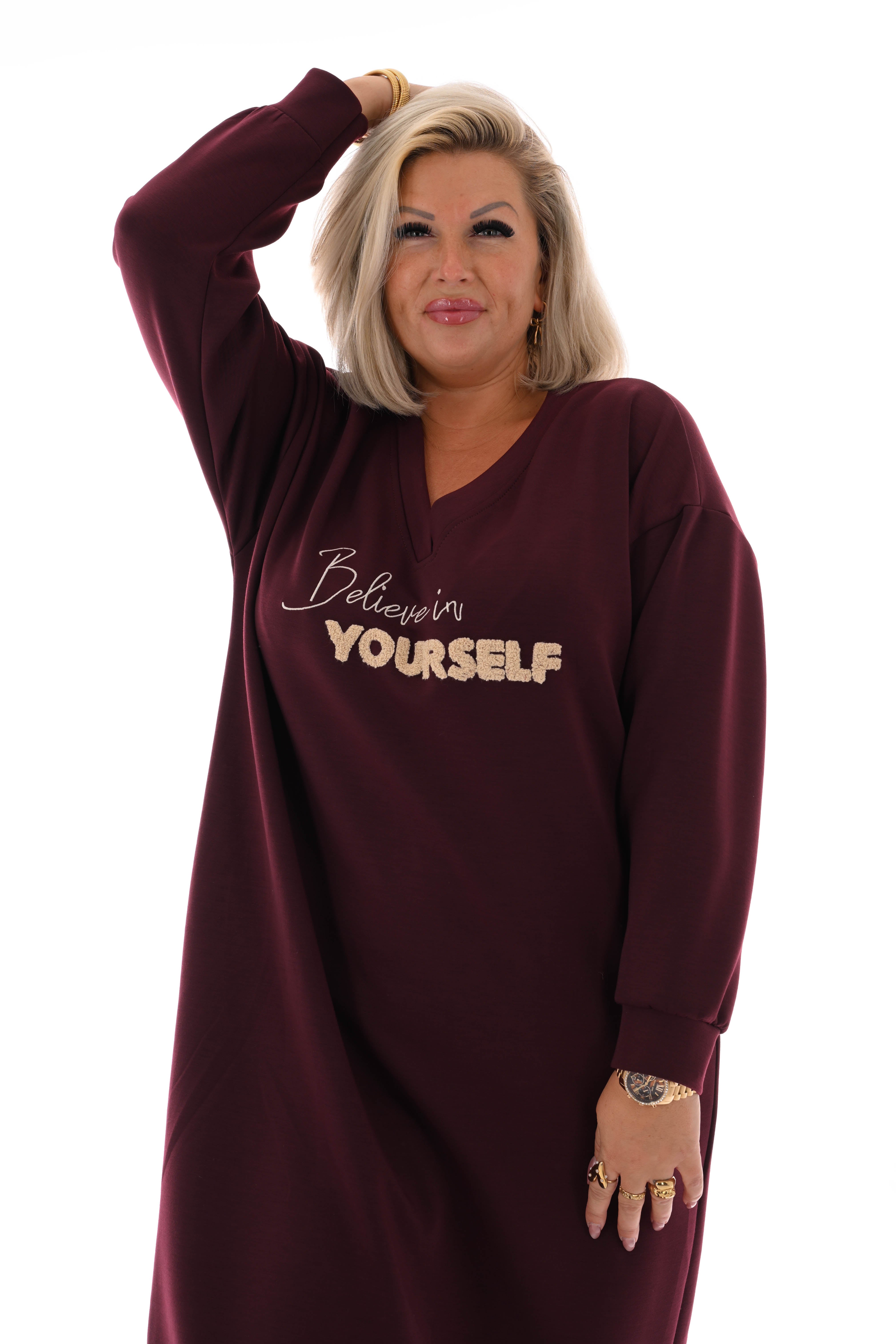 Sweaterdress believe in yourself aubergine