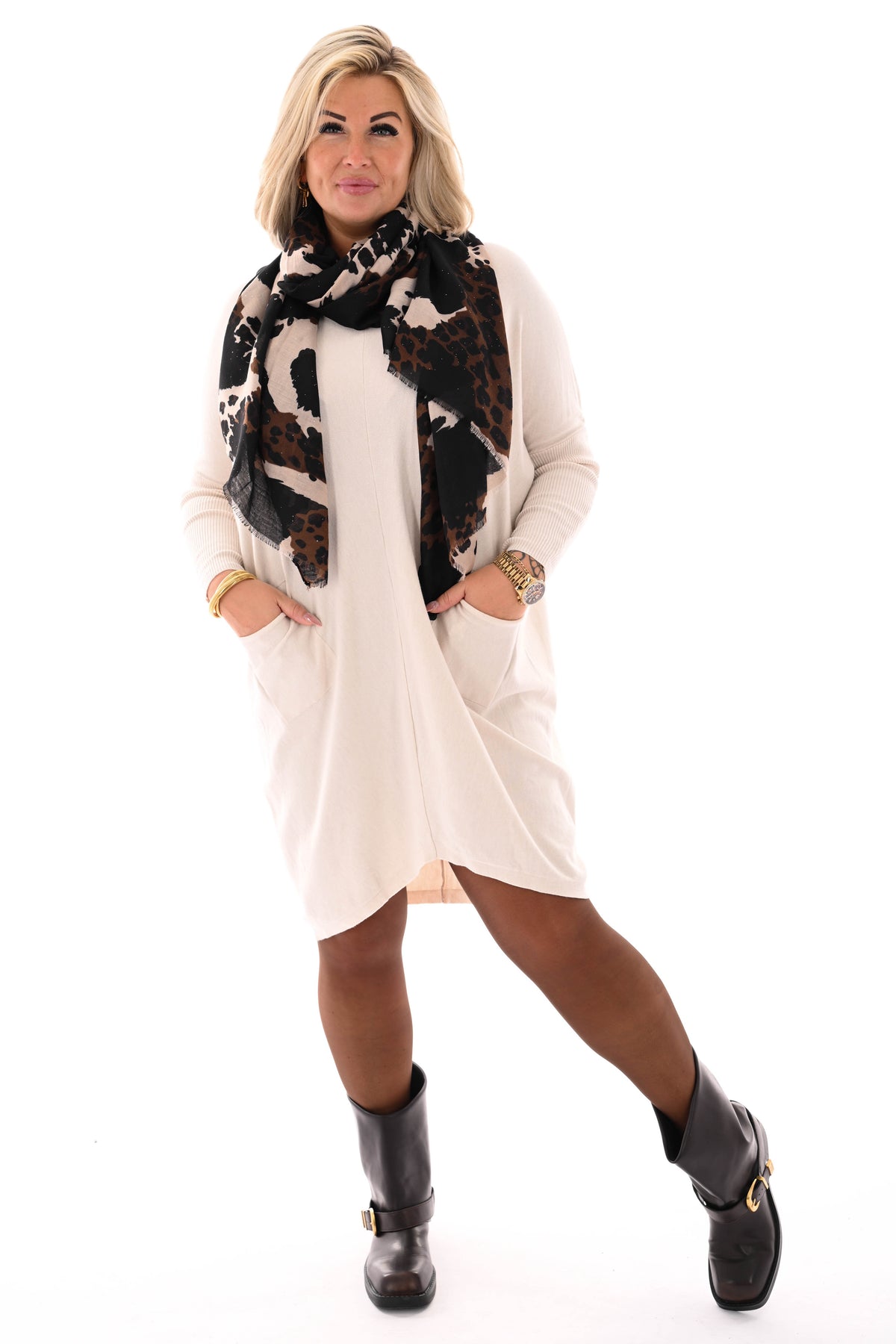 Basic trui met zakjes creme