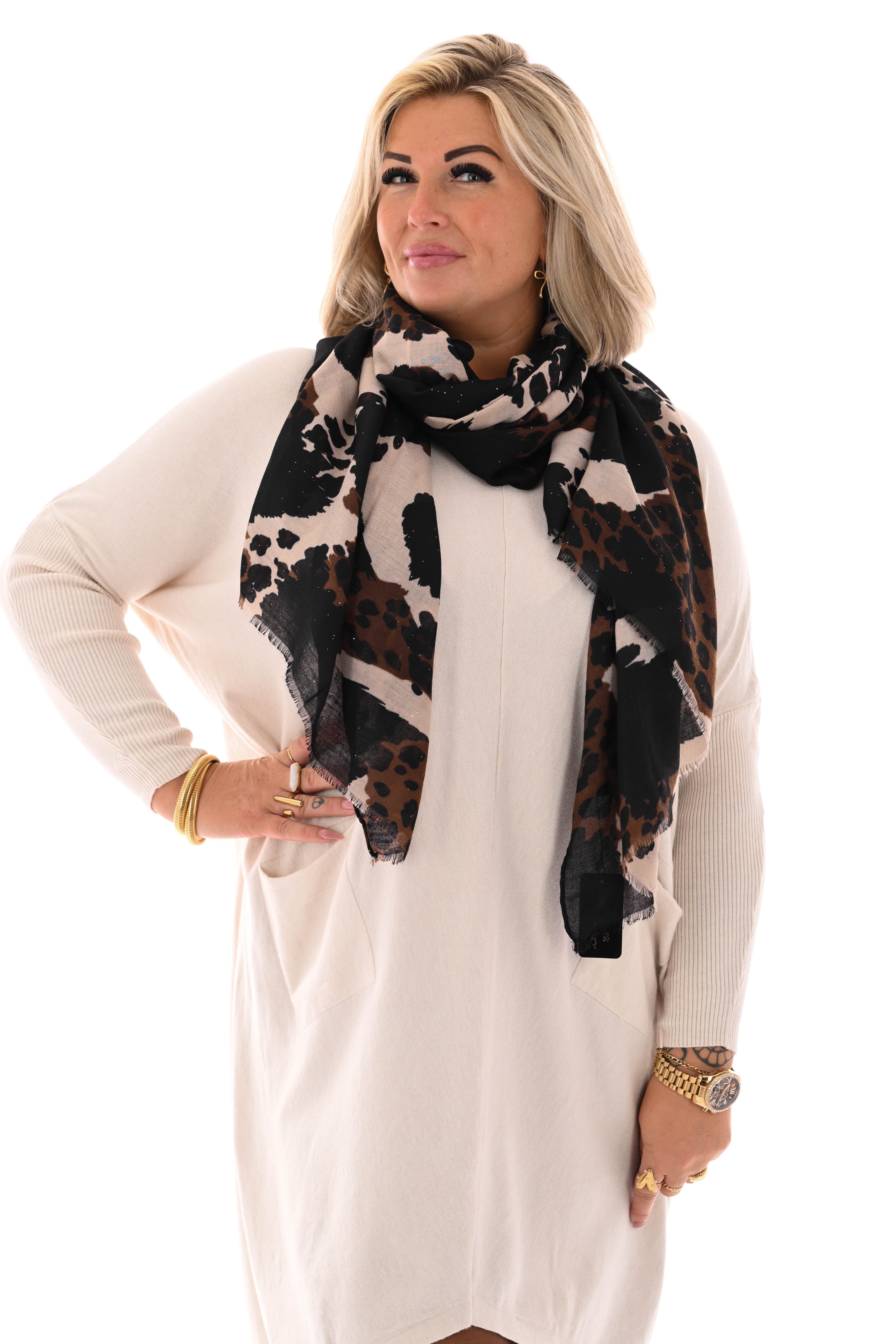 Basic trui met zakjes creme