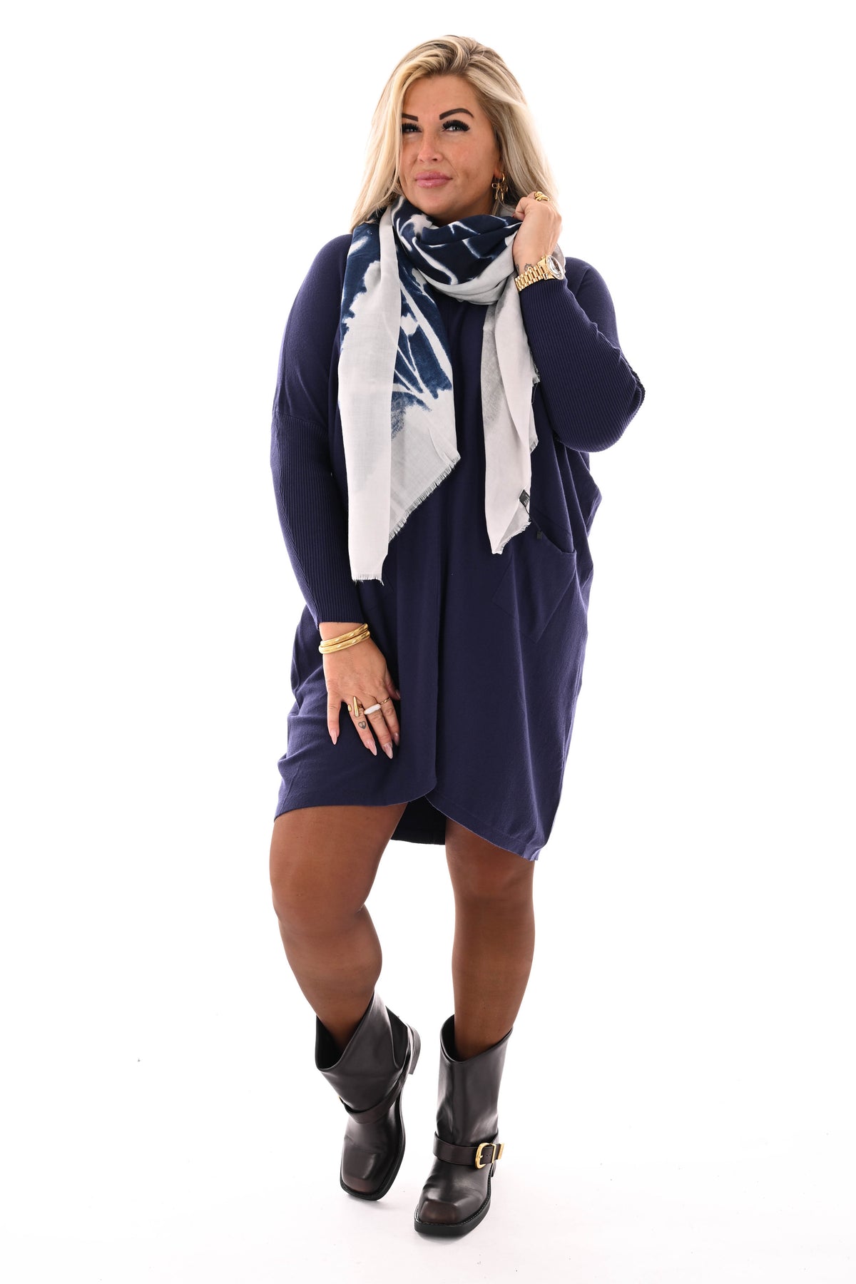 Basic trui met zakjes marineblauw