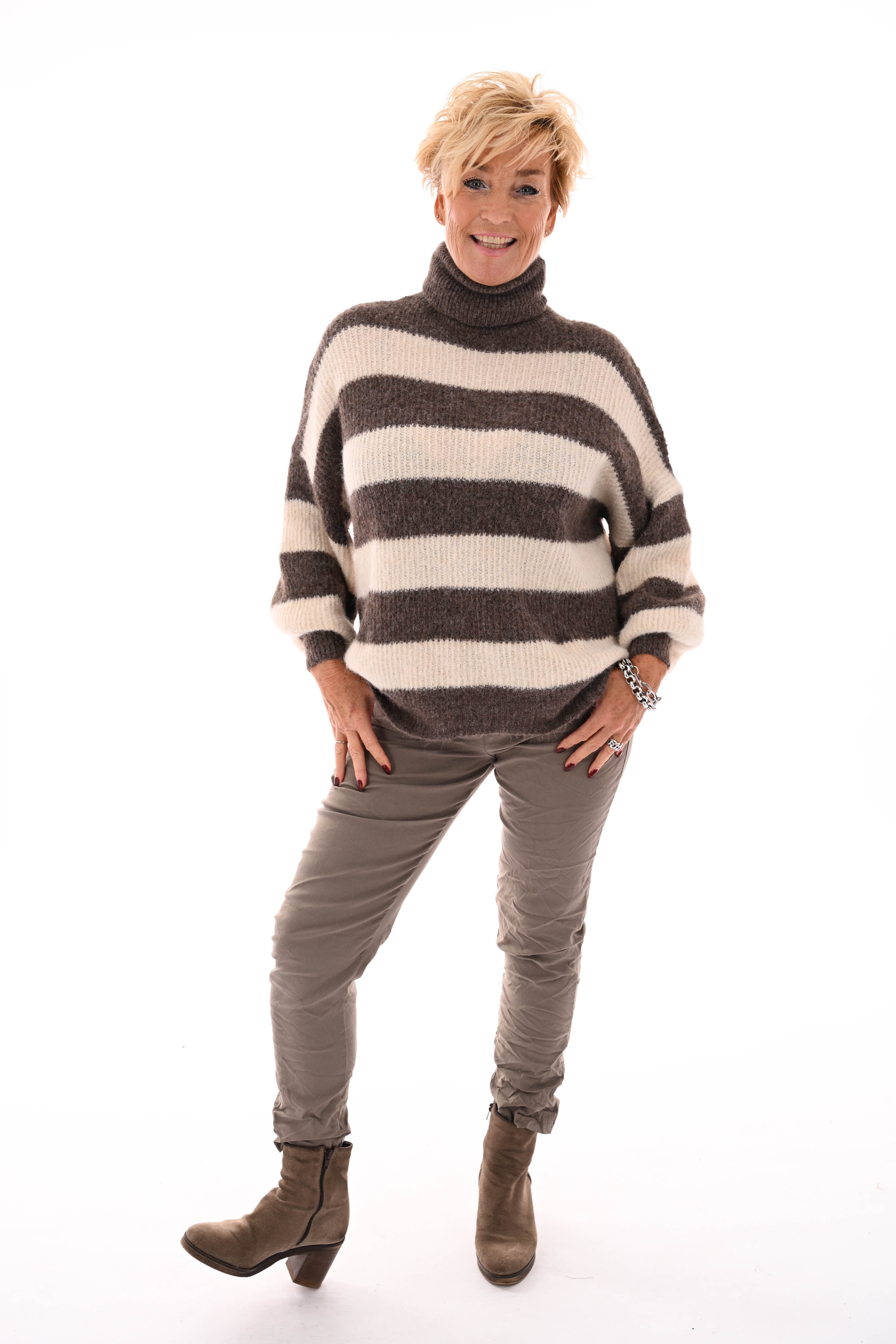 Gebreide coltrui met strepen taupe