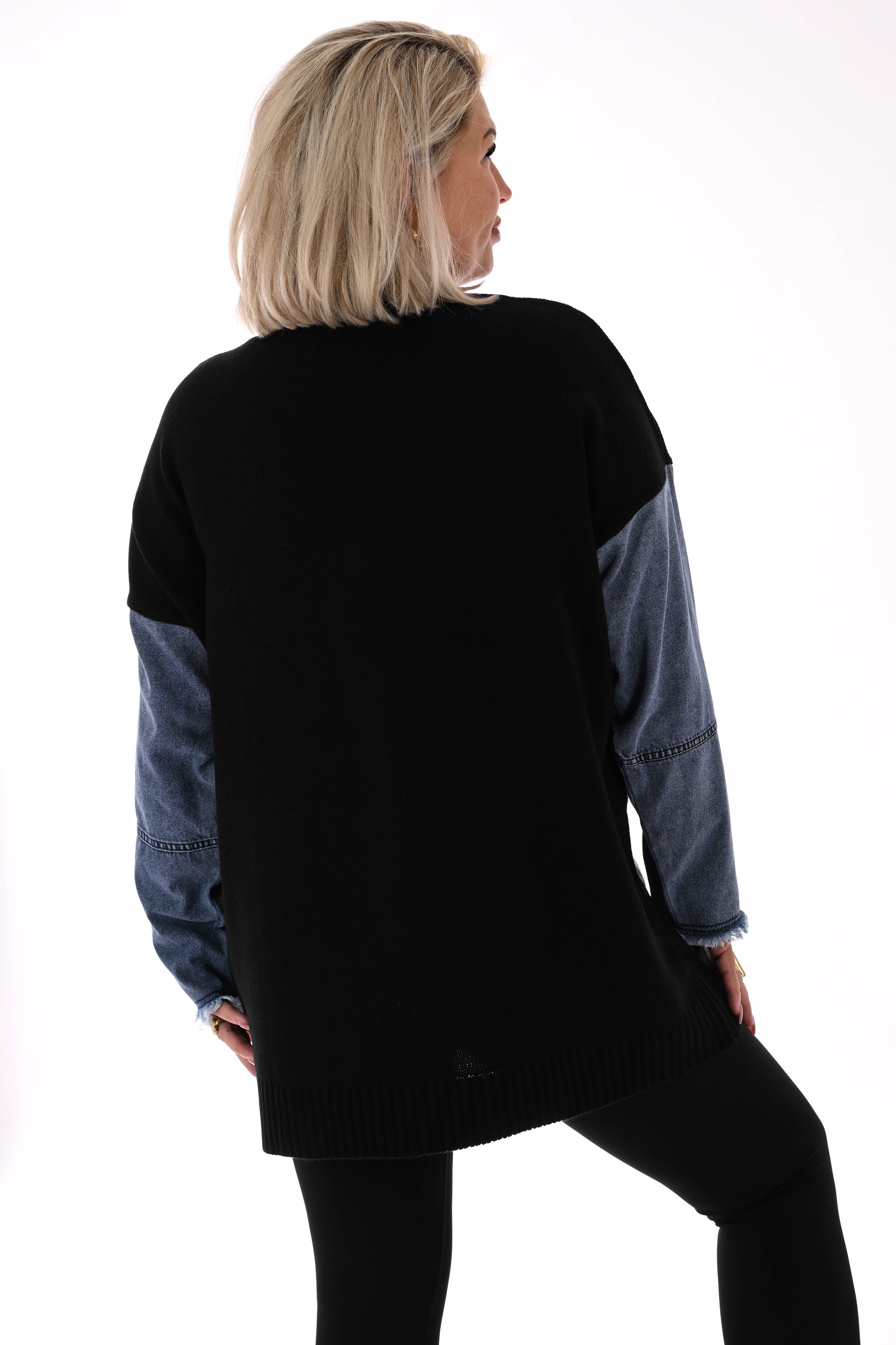 Gebreid vest met jeans zwart