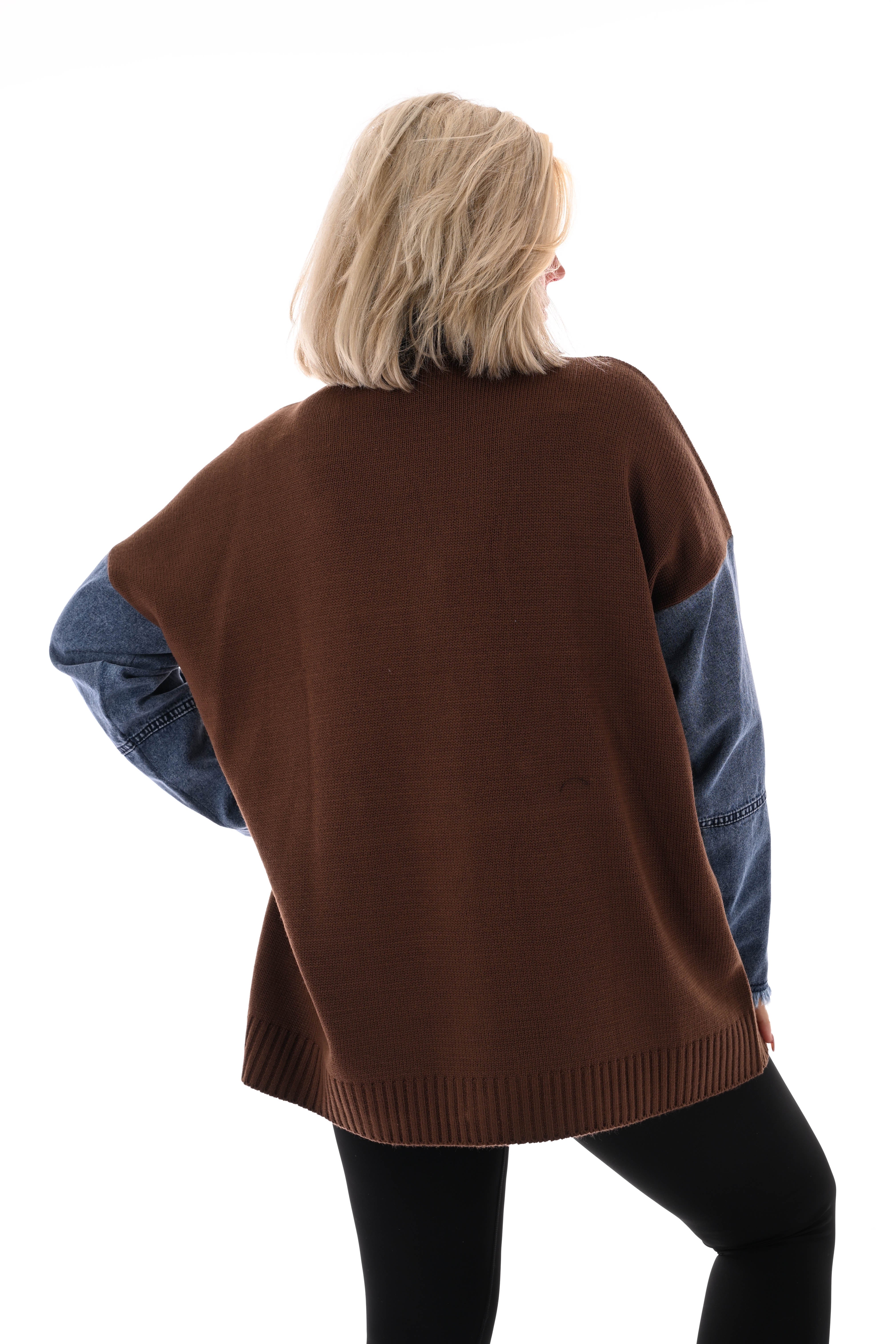 Gebreid vest met jeans bruin