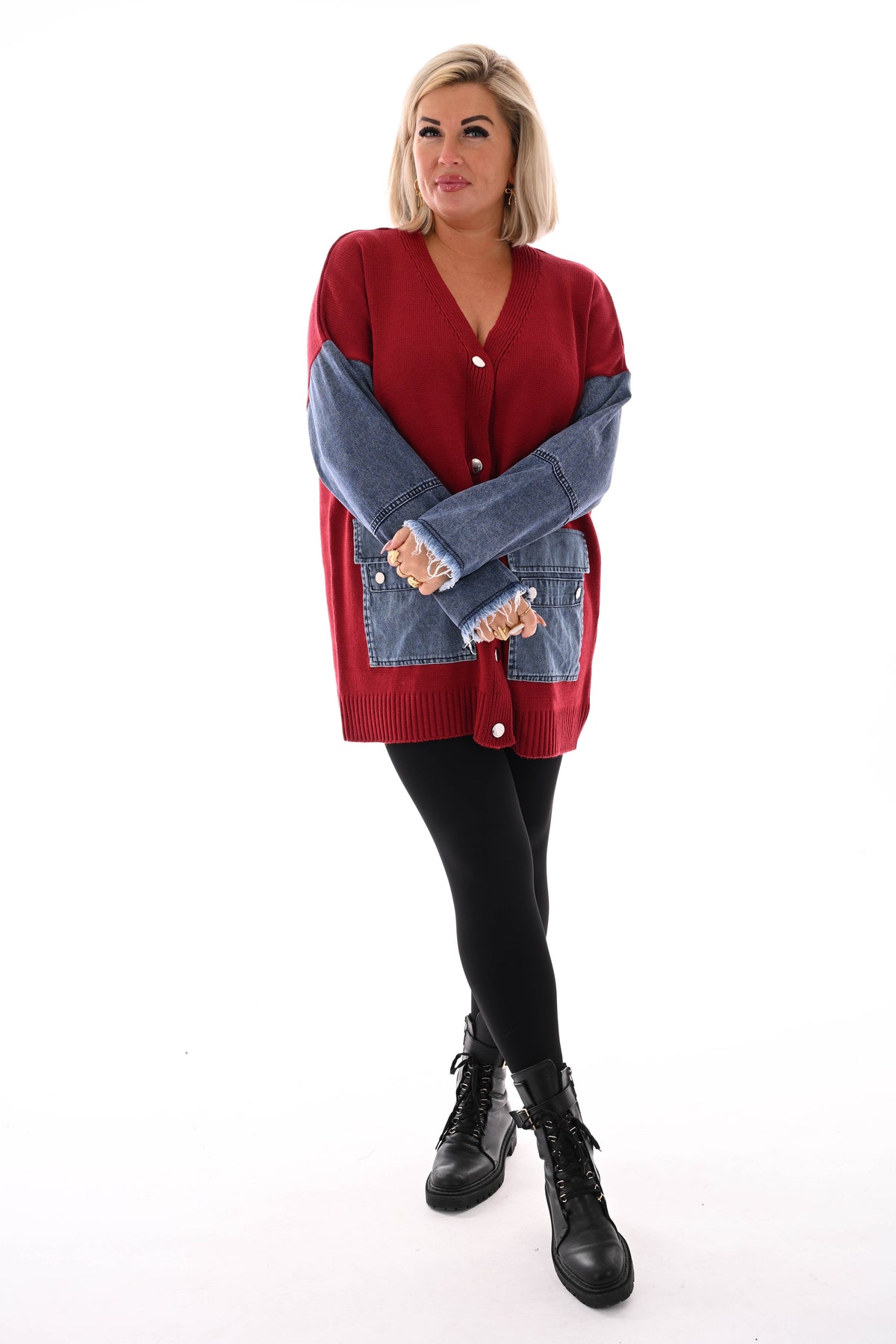 Gebreid vest met jeans rood