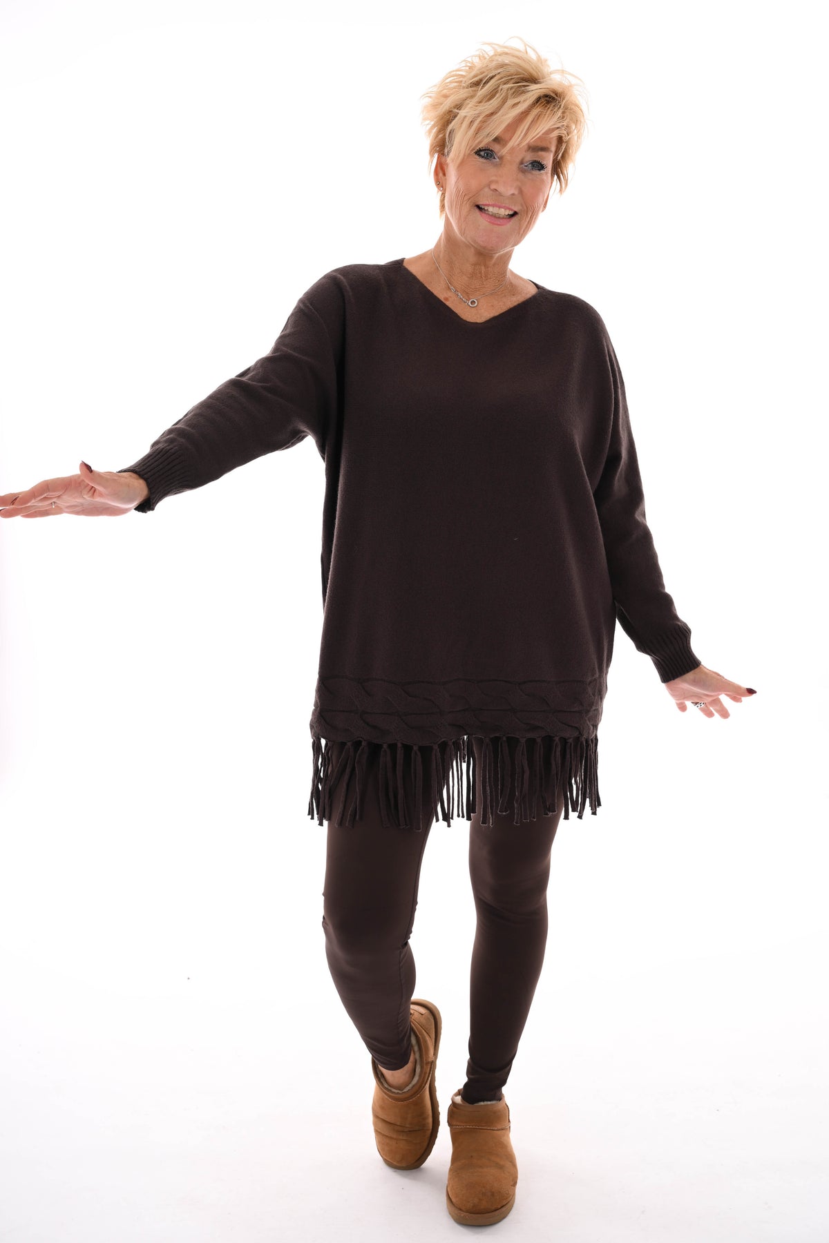 Trui met franjes donkerbruin