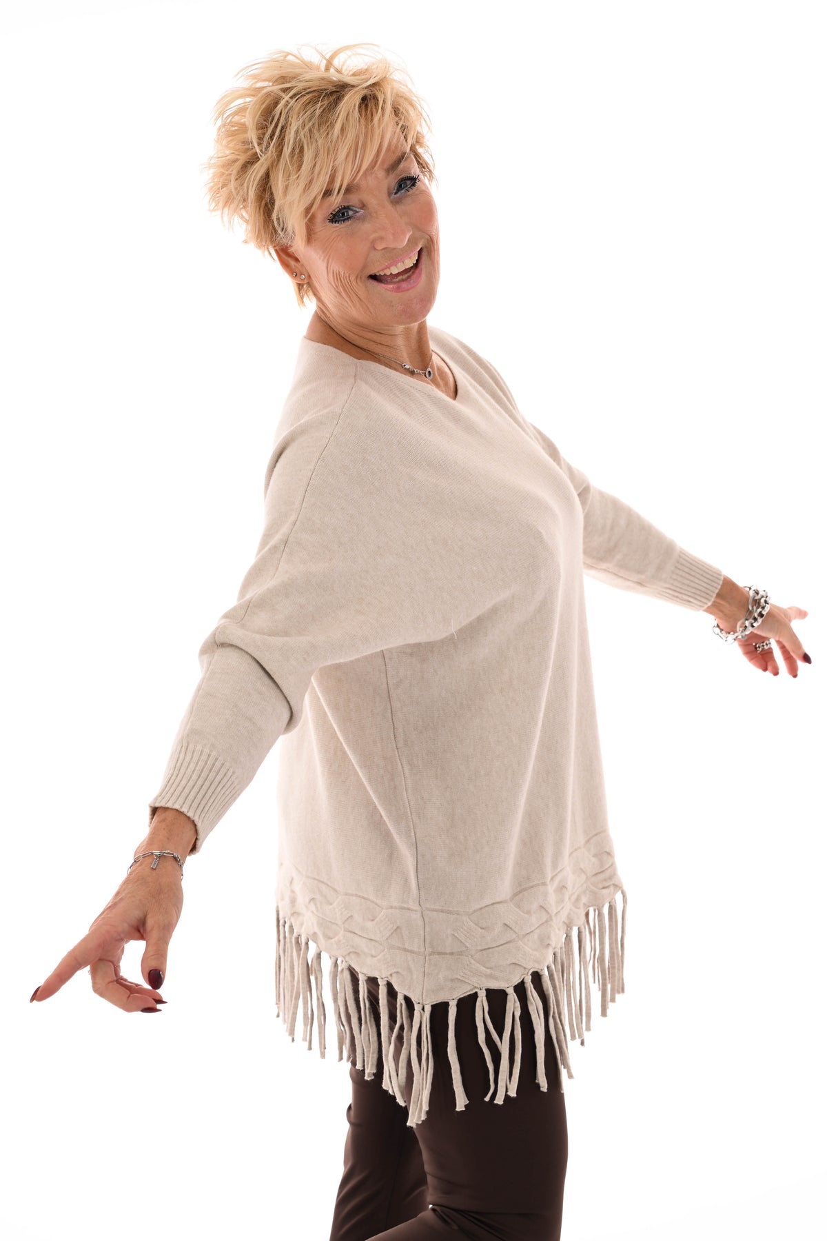 Trui met franjes beige