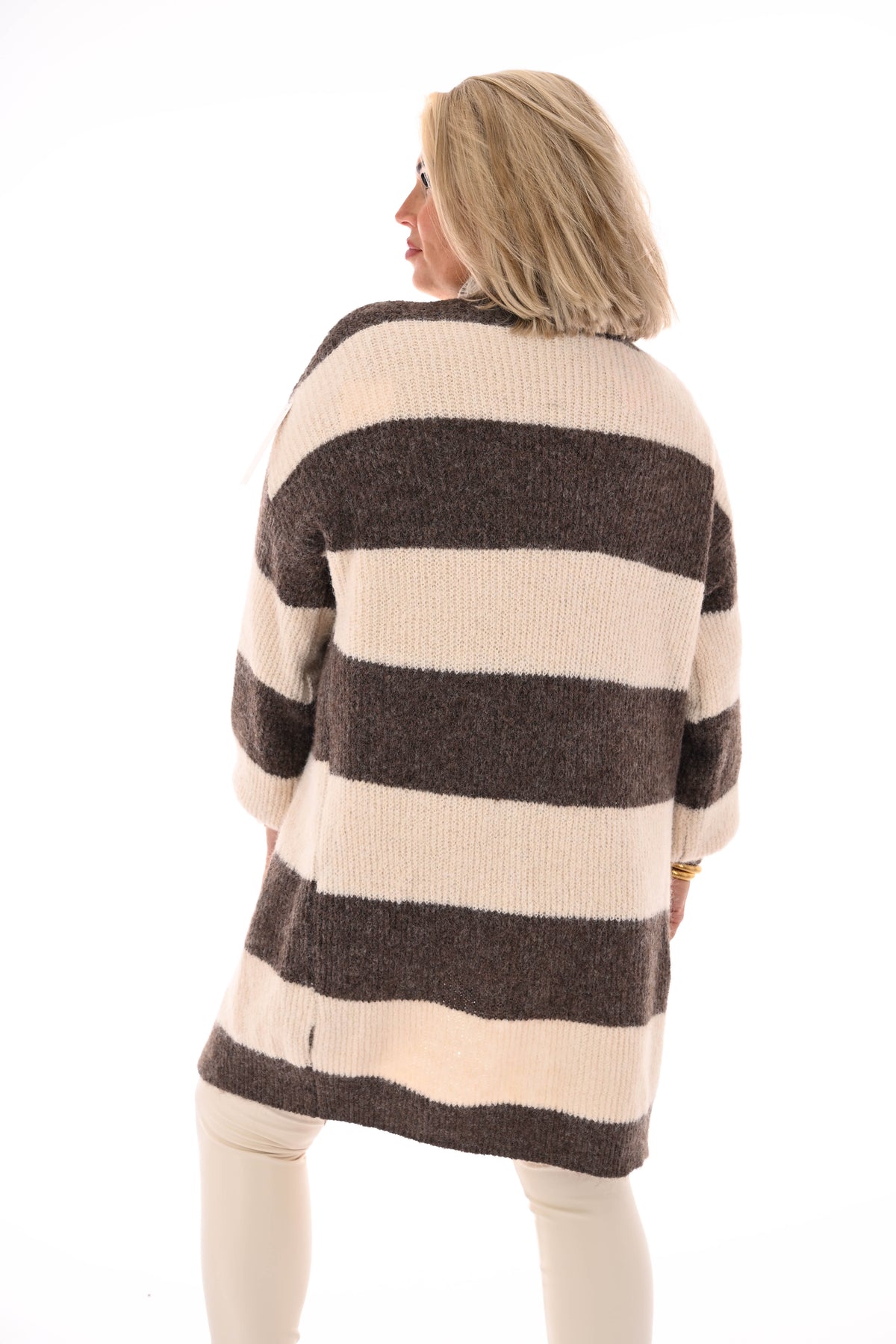 Half lang vest gestreept met pofmouwen taupe/roomwit
