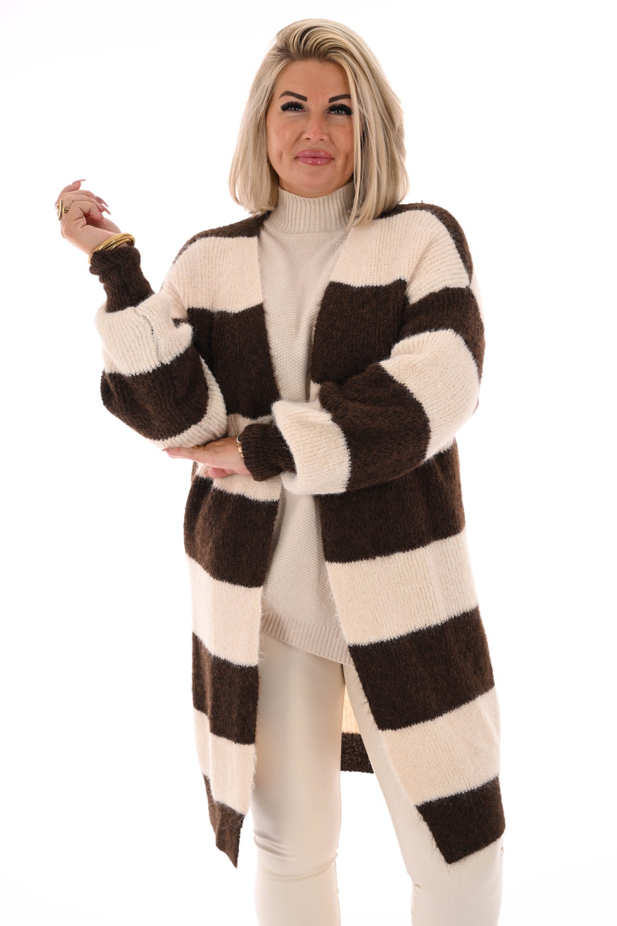 Half lang vest gestreept met pofmouwen bruin/roomwit