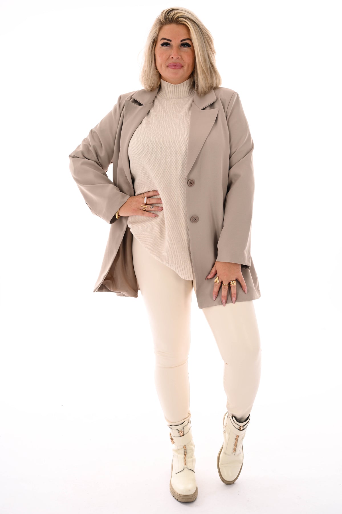 Blazer met knopen beige