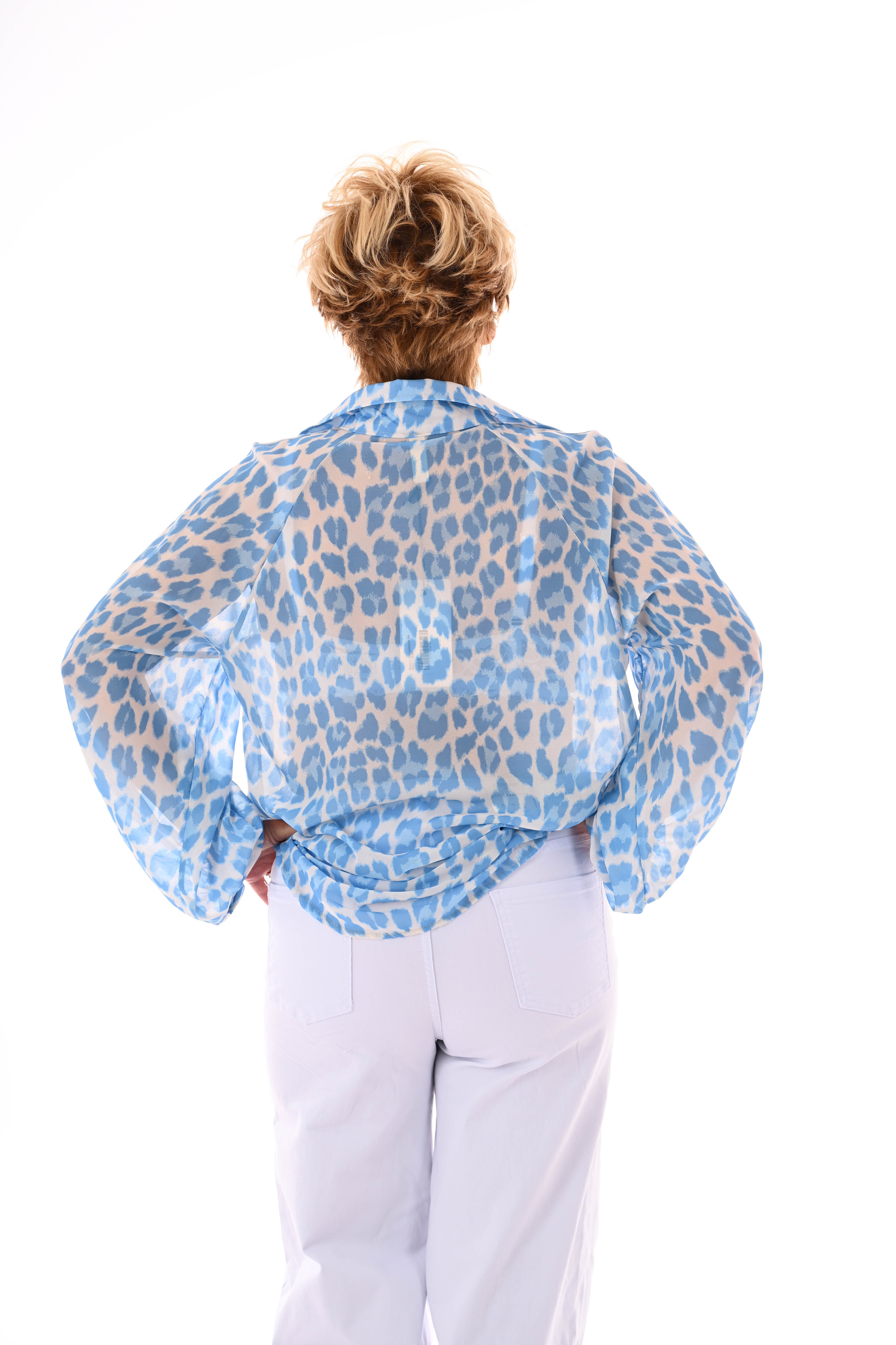 Blouse v-hals panterprint lichtblauw