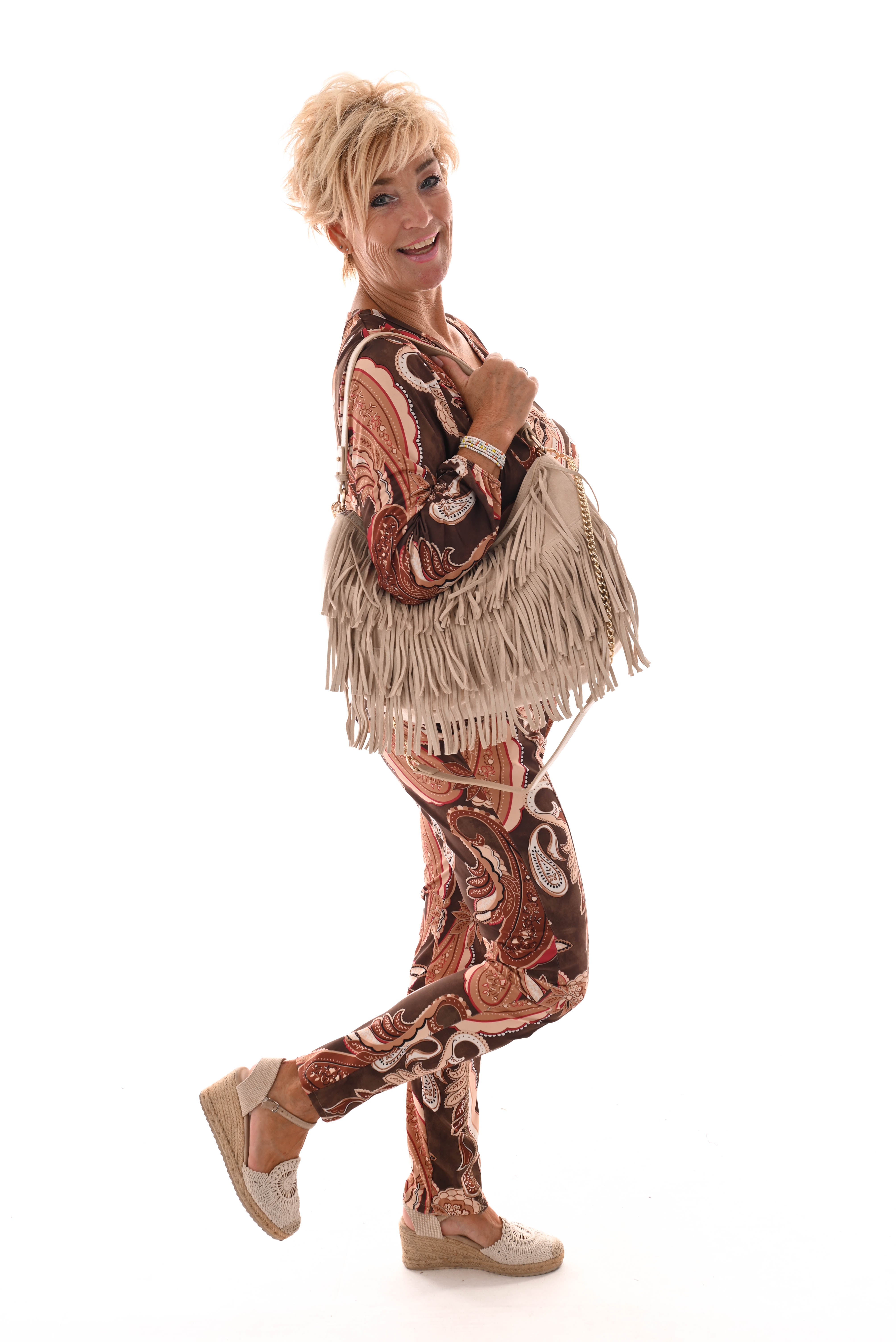 Tweedelig pak paisley v-hals lange mouwen bruin