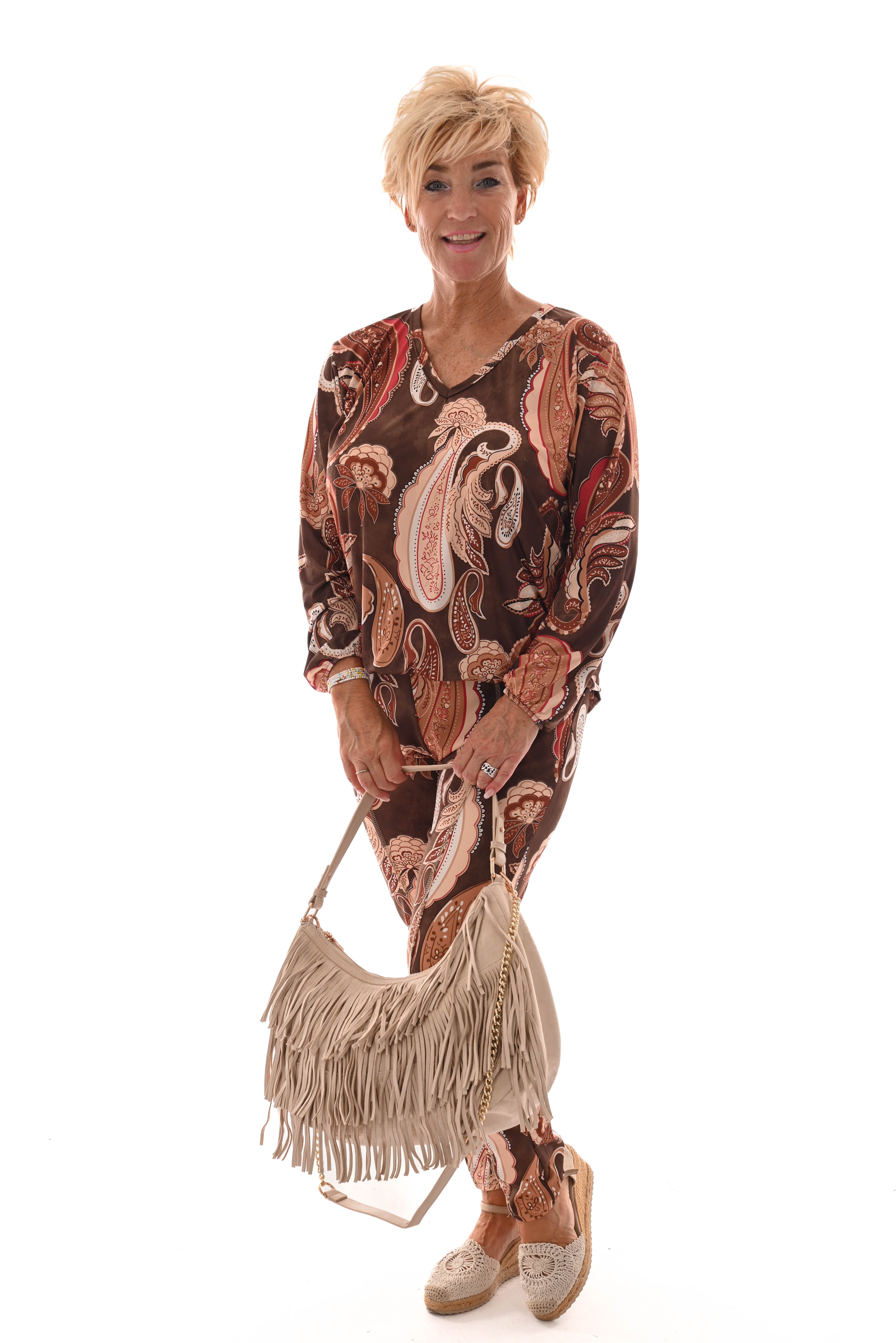 Tweedelig pak paisley v-hals lange mouwen bruin