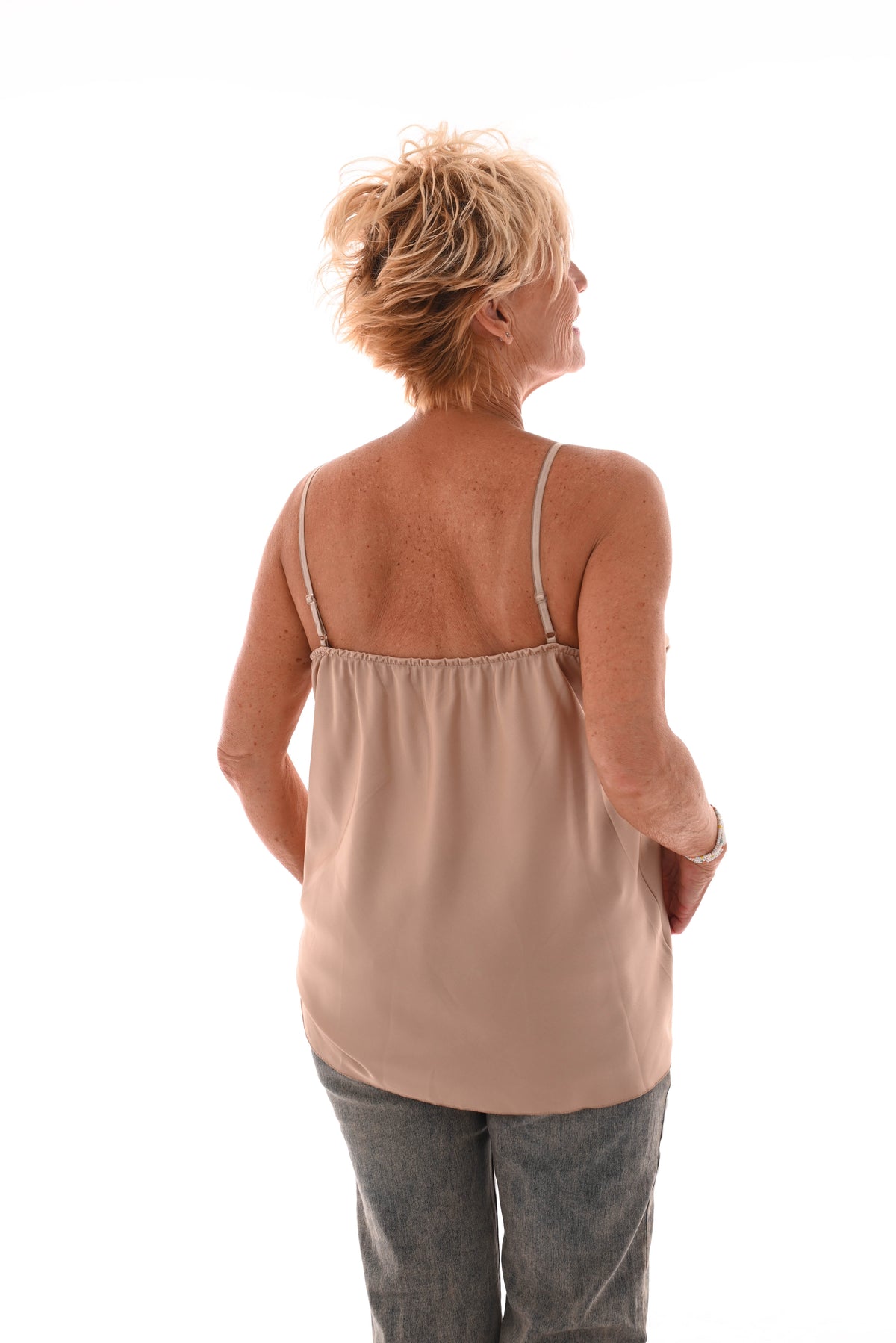 Silky hemdje kant met knoopjes beige