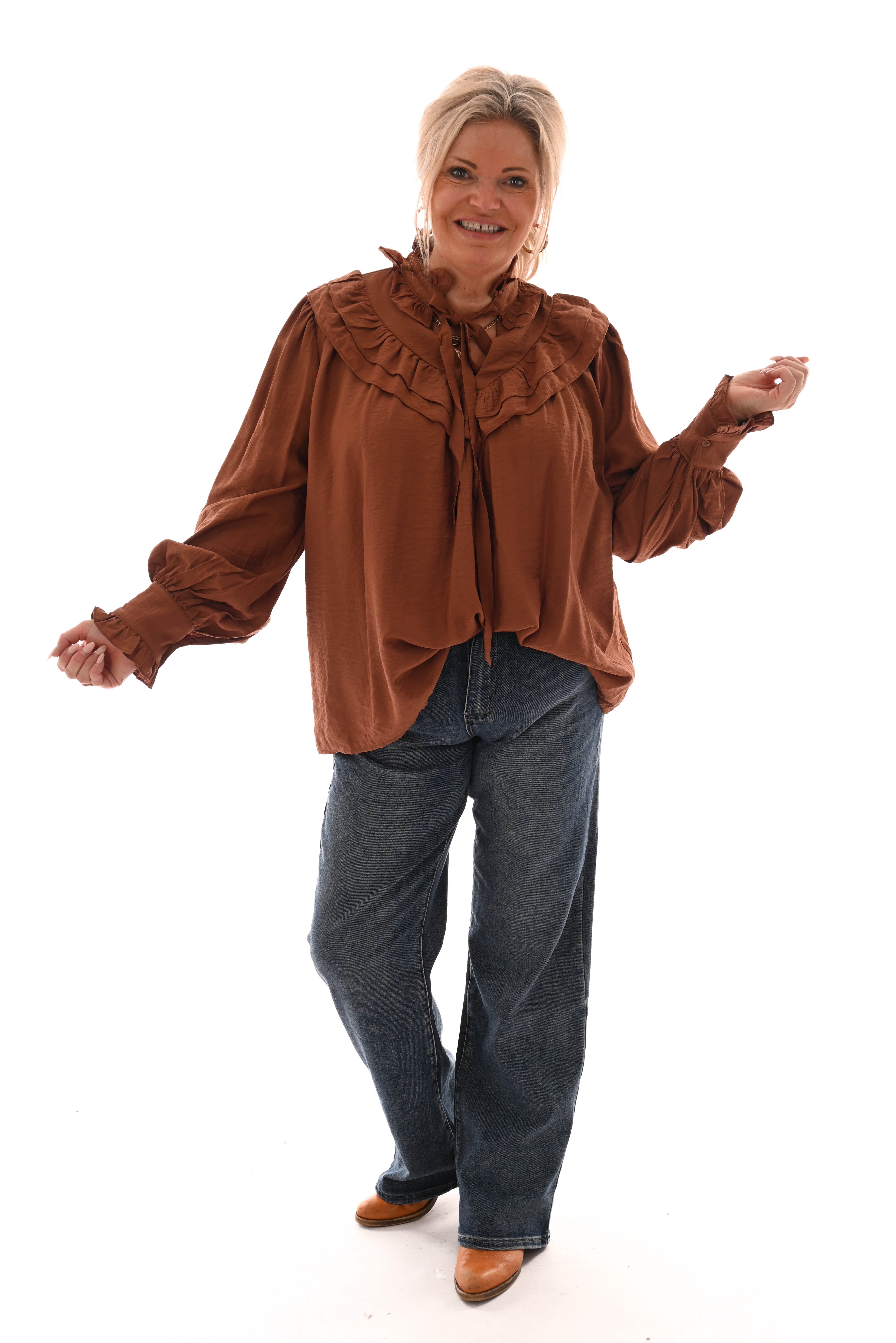 Blouse met strik en roezels bruin